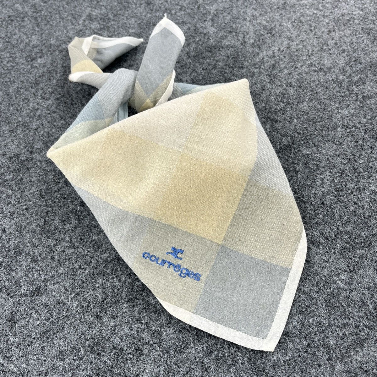 Courreges × Vintage Courreges Handkerchief / Bandana / Neckerchief B129 Size ONE SIZE - 10 Thumbnail
