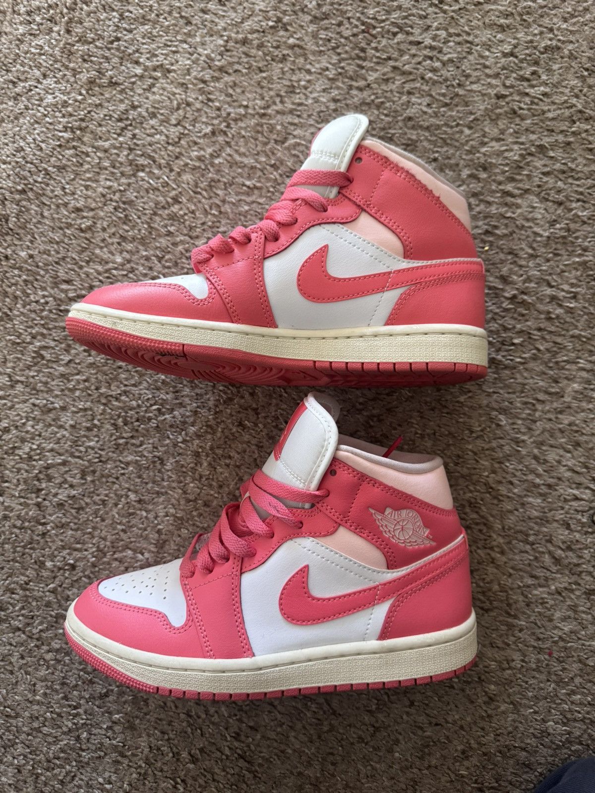 Jordan Brand strawberries & cream jordans Size US 5.5 / IT 35.5 - 2 Thumbnail