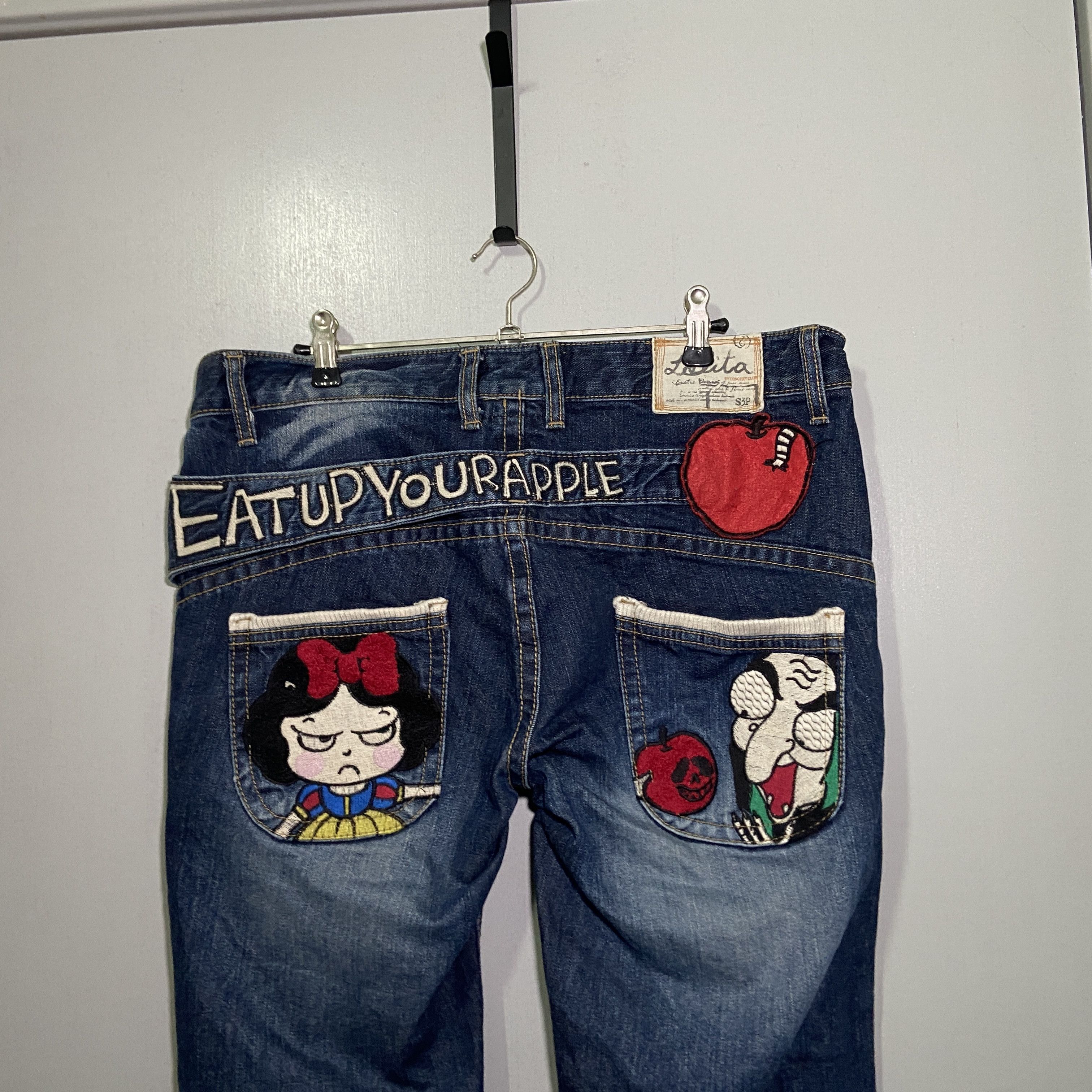 If Six Was Nine Lolita × Yoshitomo Nara Angry Princess Snow White Jeans Size US 36 / EU 52 - 2 Thumbnail