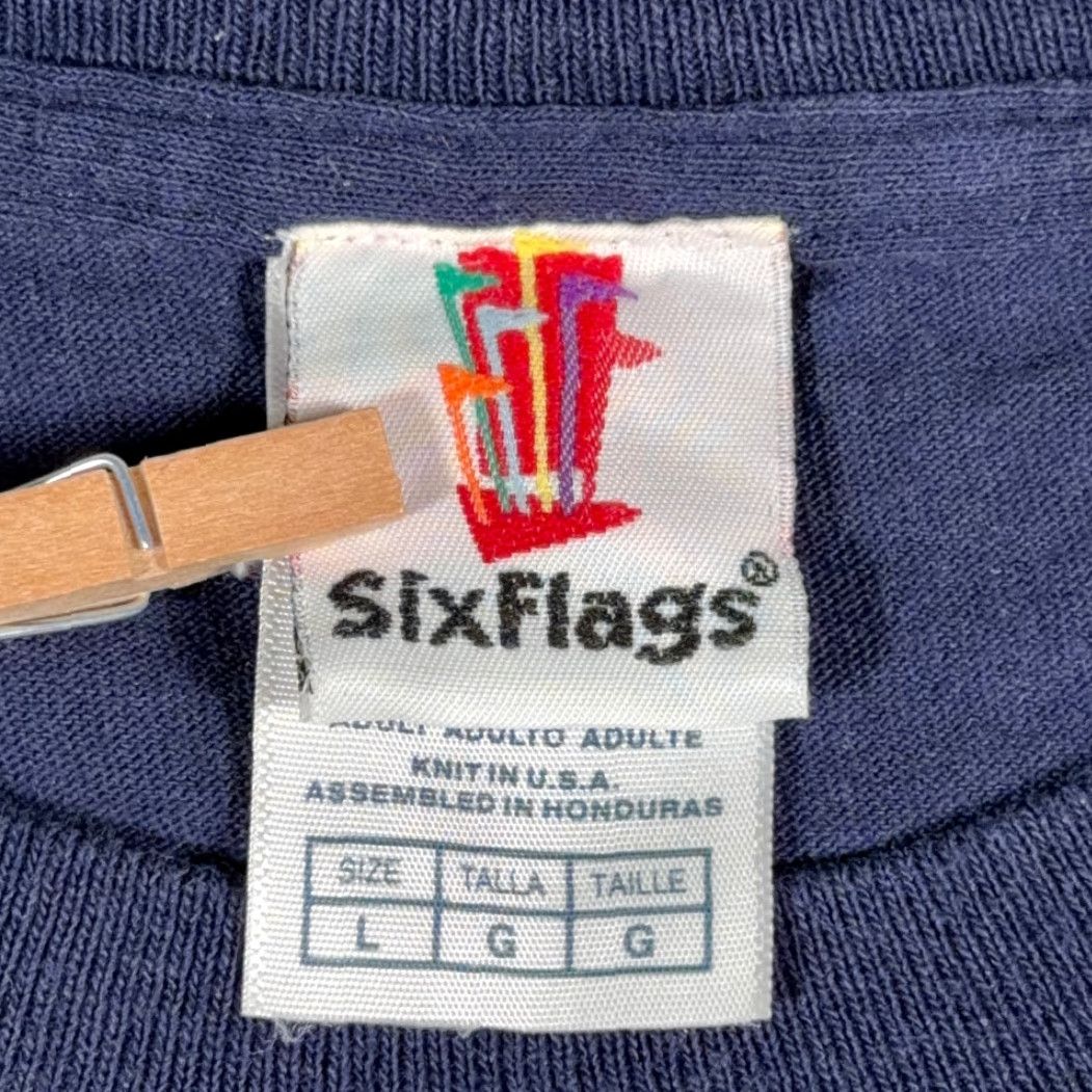 Vintage VINTAGE Superman Shirt Six Flags Blue Adult LARGE T-Shirt Regular Short Sleeve Crew Neck Cotton Men 21.5 Chest 27 Length Y2K Size US L / EU 52-54 / 3 - 3 Thumbnail
