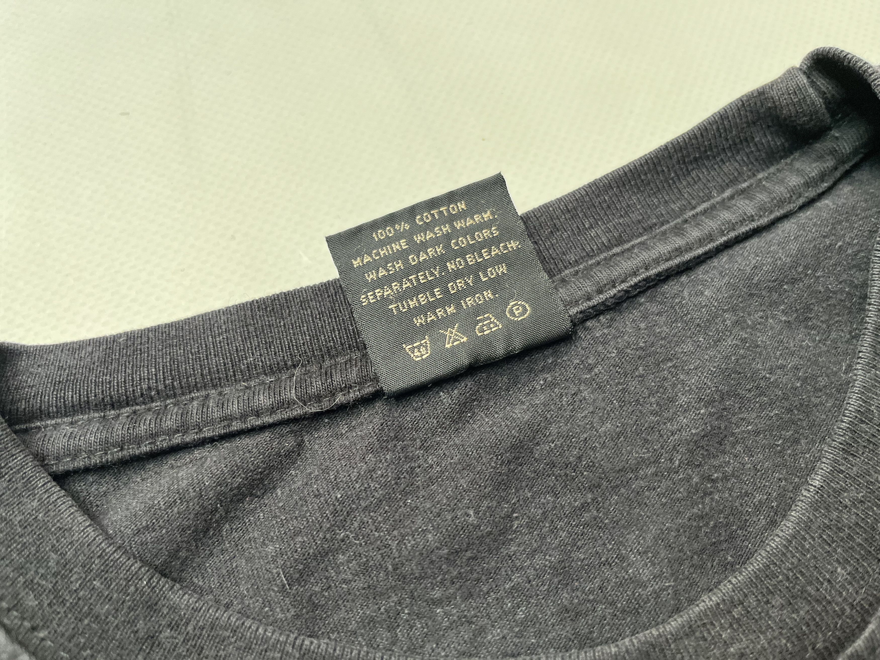 Vintage Vintage Pink Floyd Dark side of the moon t-shirts Size US S / EU 44-46 / 1 - 10 Thumbnail