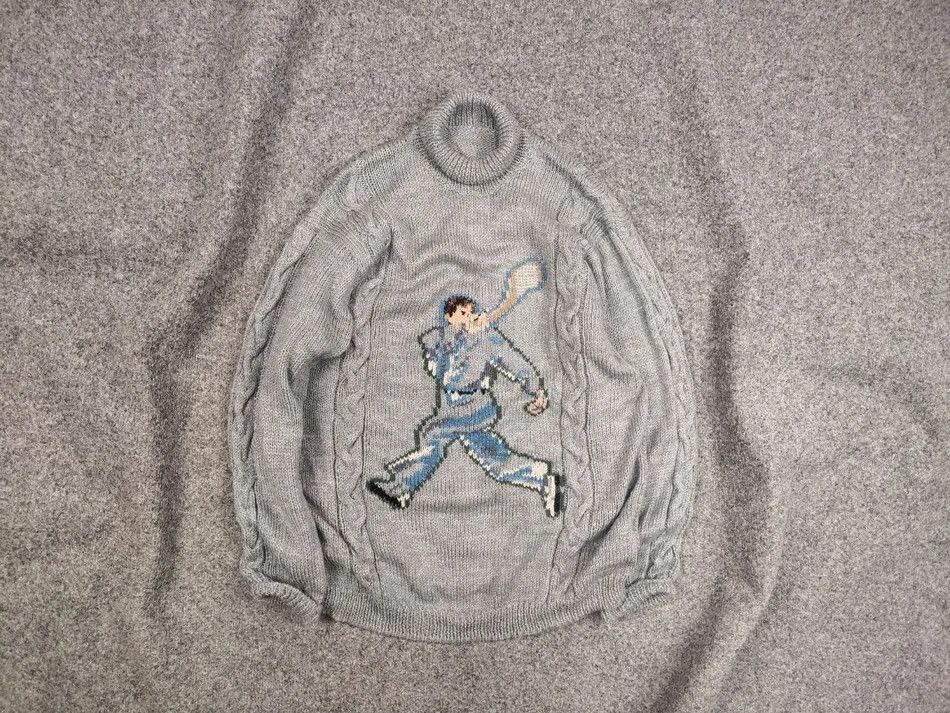 Japanese Brand Vintage 90's handmade Knit Sweater with big tennis player Size US S / EU 44-46 / 1 - 1 Thumbnail