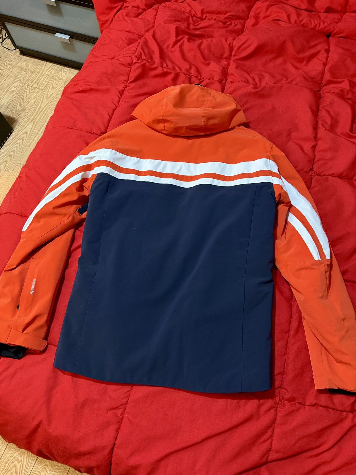J.Lindeberg J.Lindeberg Red and Navy Mens Ski Jacket size M Size US M / EU 48-50 / 2 - 5 Thumbnail