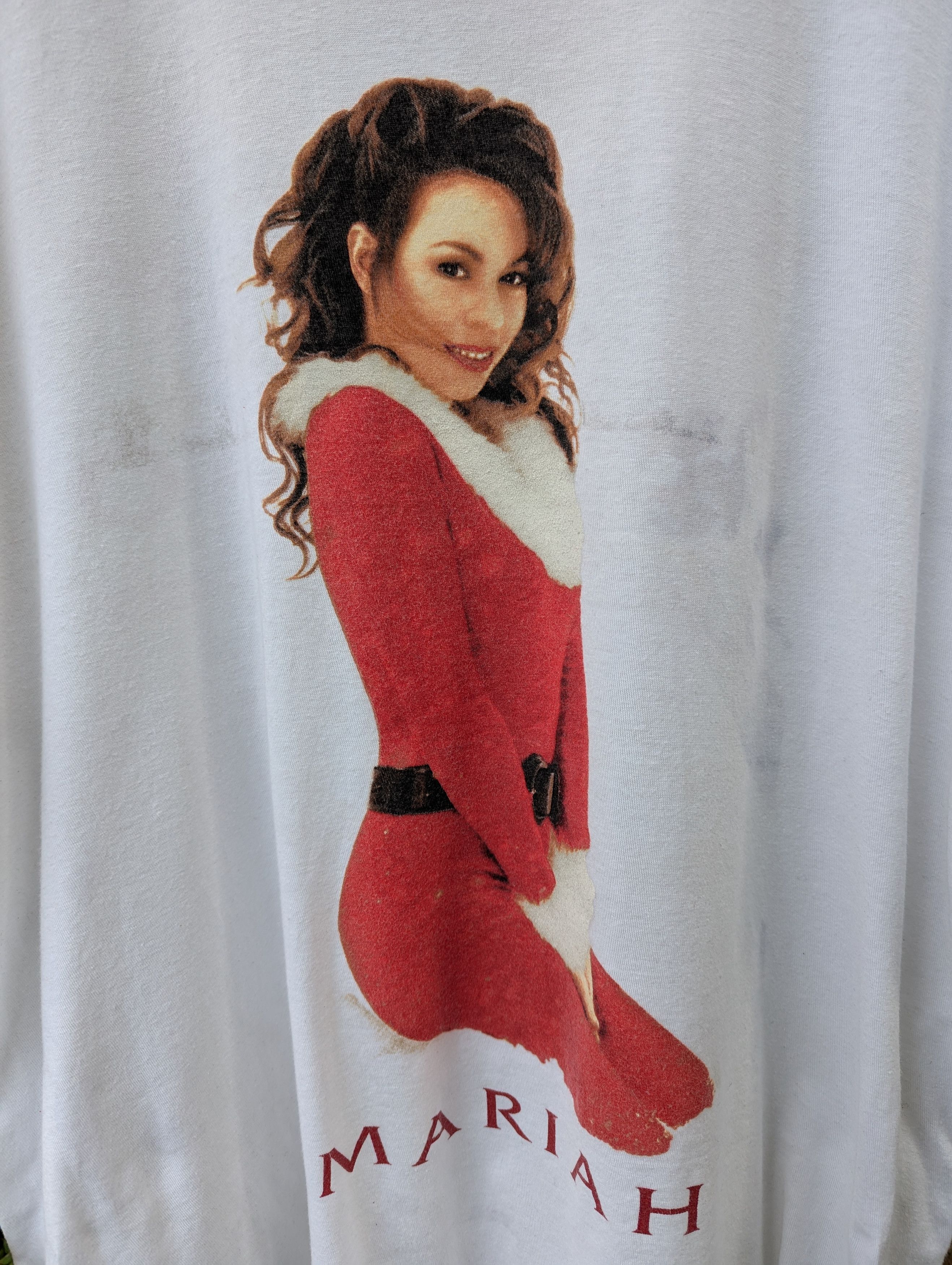 Band Tees Mariah Carey Christmas Is You American Singer Tshirt Size US XL / EU 56 / 4 - 2 Thumbnail