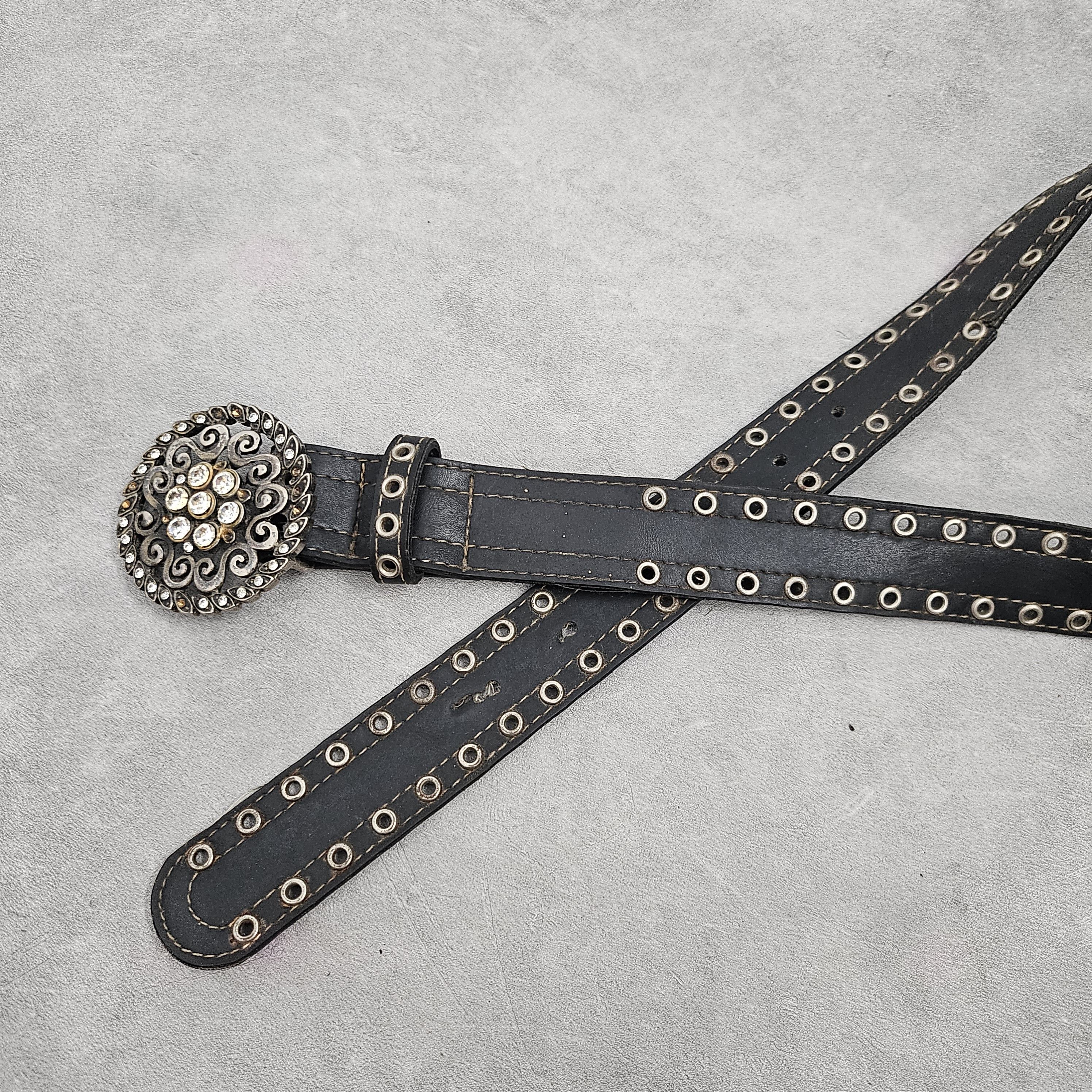 Japanese Brand Black flower vintage mini ring belt Size ONE SIZE - 2 Thumbnail