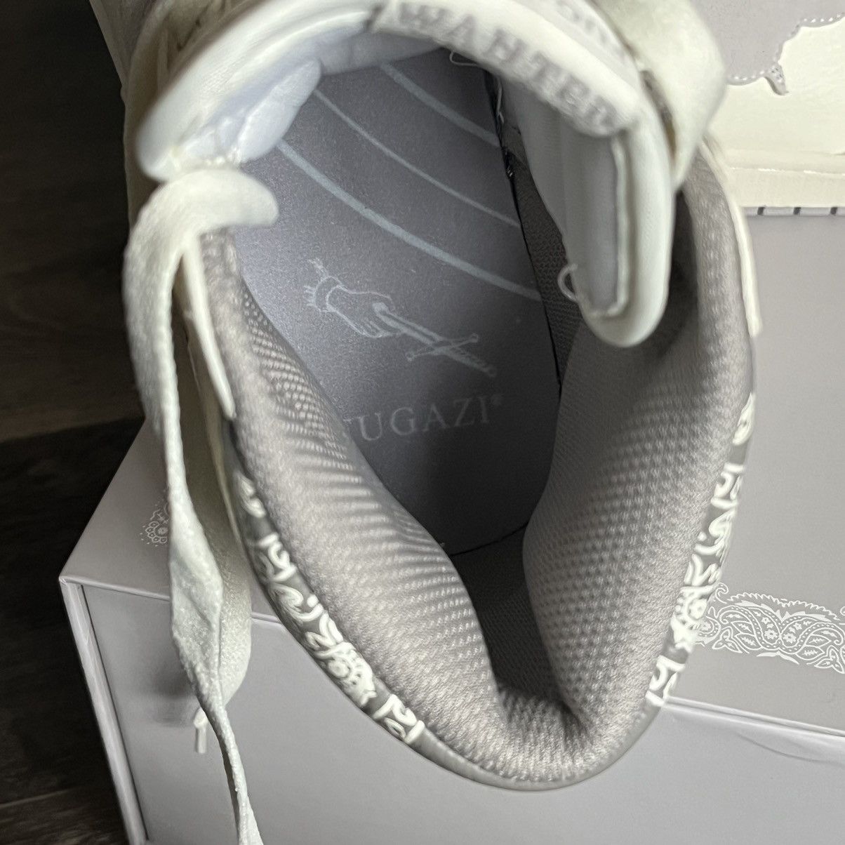 Fugazi New Fugazi One in The Chamber High White/Grey Shoes Size 11 Size US 11 / EU 44 - 11 Thumbnail