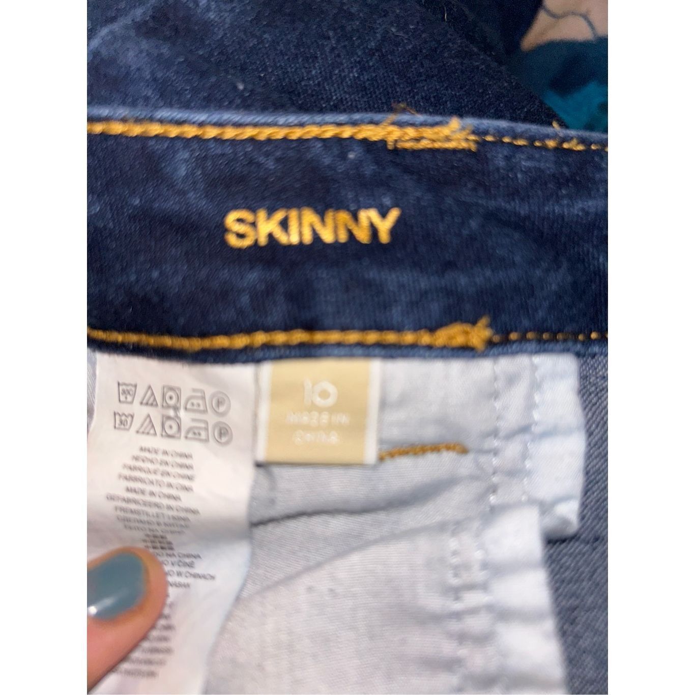 Michael Kors Michael Kors Women's Dark Cropped Skinny Jeans Size 10 Size 32" / US 10 / IT 46 - 3 Thumbnail