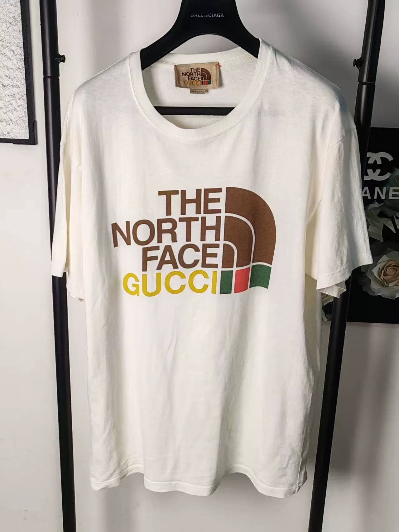 Gucci Authentic Gucci Short Sleeve Collaboration Size US M / EU 48-50 / 2 - 1 Thumbnail