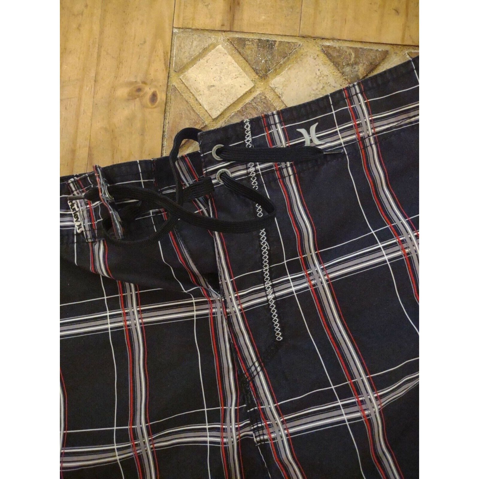 Hurley Hurley Mens Navy Blue Red White Plaid Drawstring Cargo Short Size US 38 / EU 54 - 5 Thumbnail