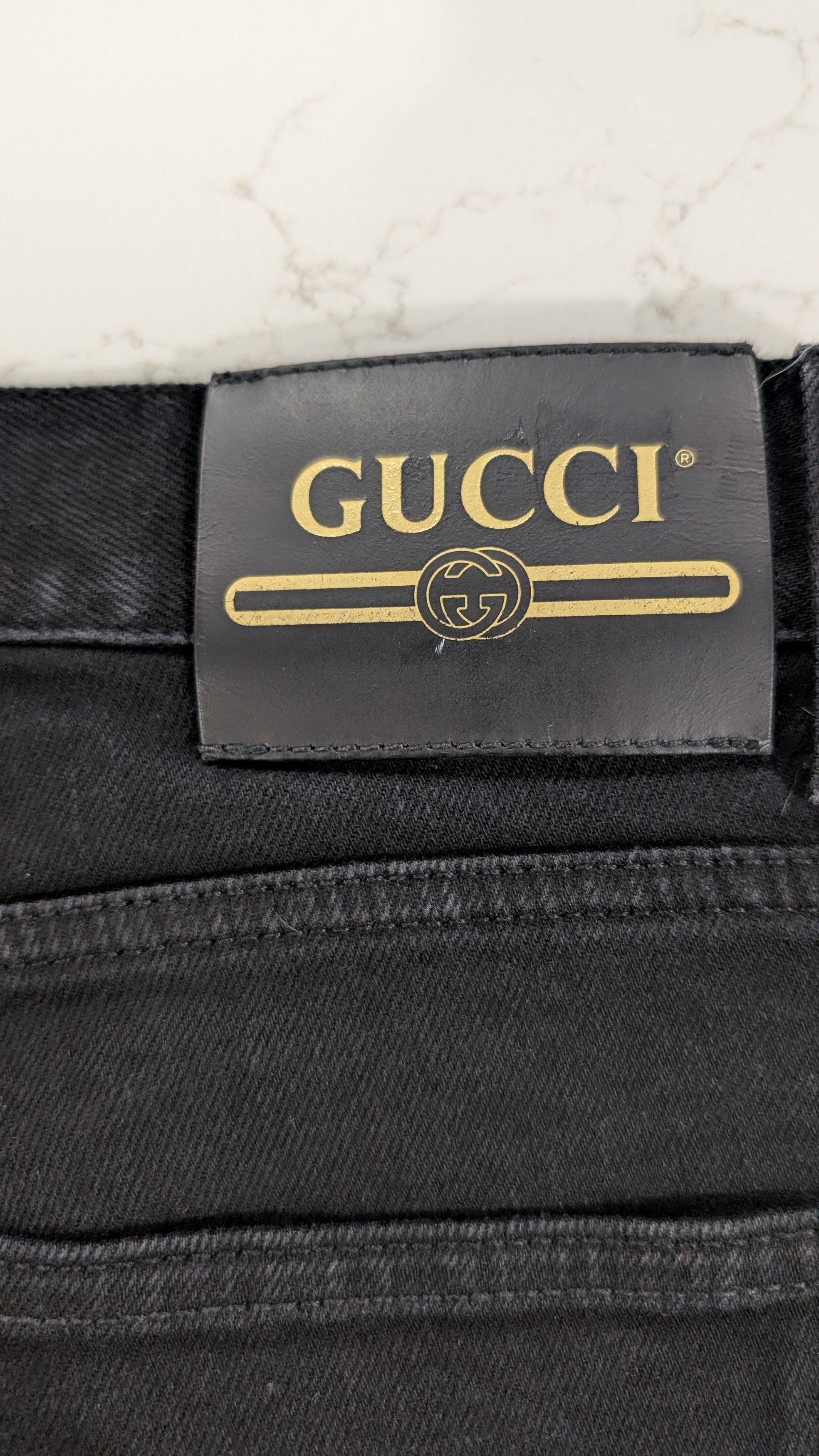 Gucci Gucci Men's Black Denim Skinny Jeans Size 30 Red Script Size US 30 / EU 46 - 10 Thumbnail
