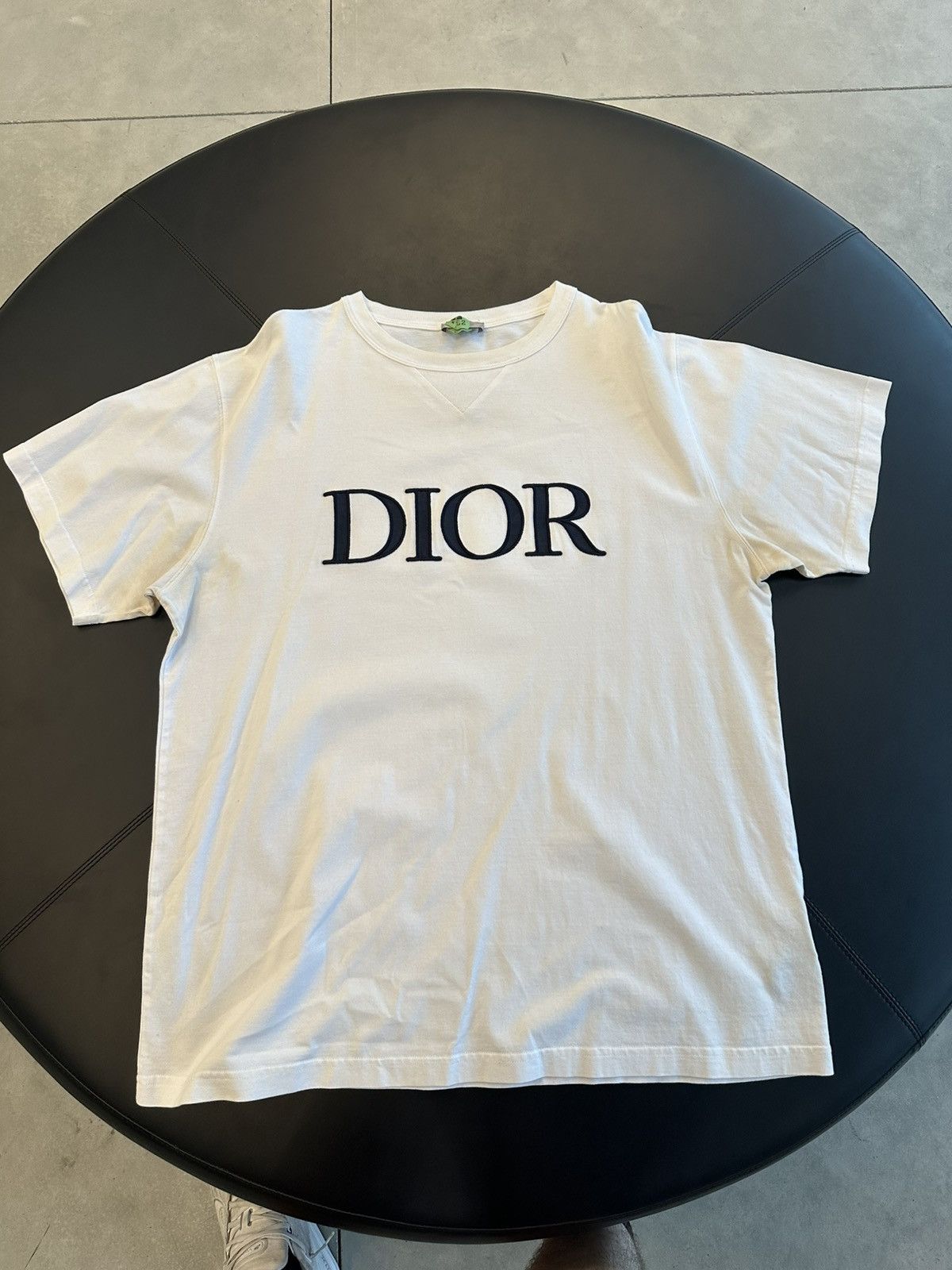 Dior Dior Logo Tee Navy on White Size US XL / EU 56 / 4 - 1 Thumbnail