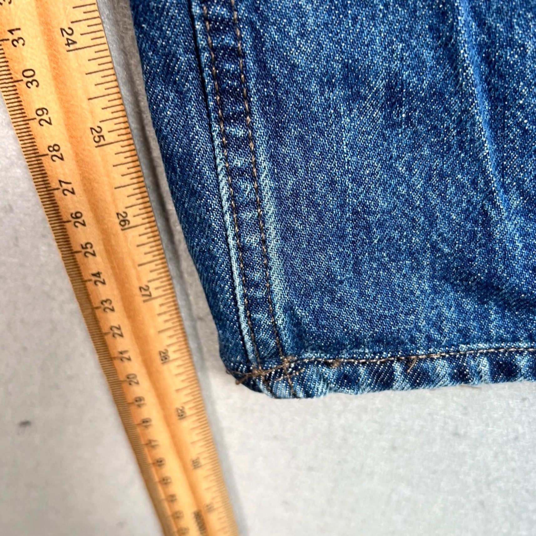 Uniqlo Uniqlo J.W. Anderson Womens Size 29 High-Waisted Straight Leg Denim Jeans Blue 5-Pocket Regular Rise Regular Color: Blue Jeans Women 29s Size 29" - 7 Thumbnail