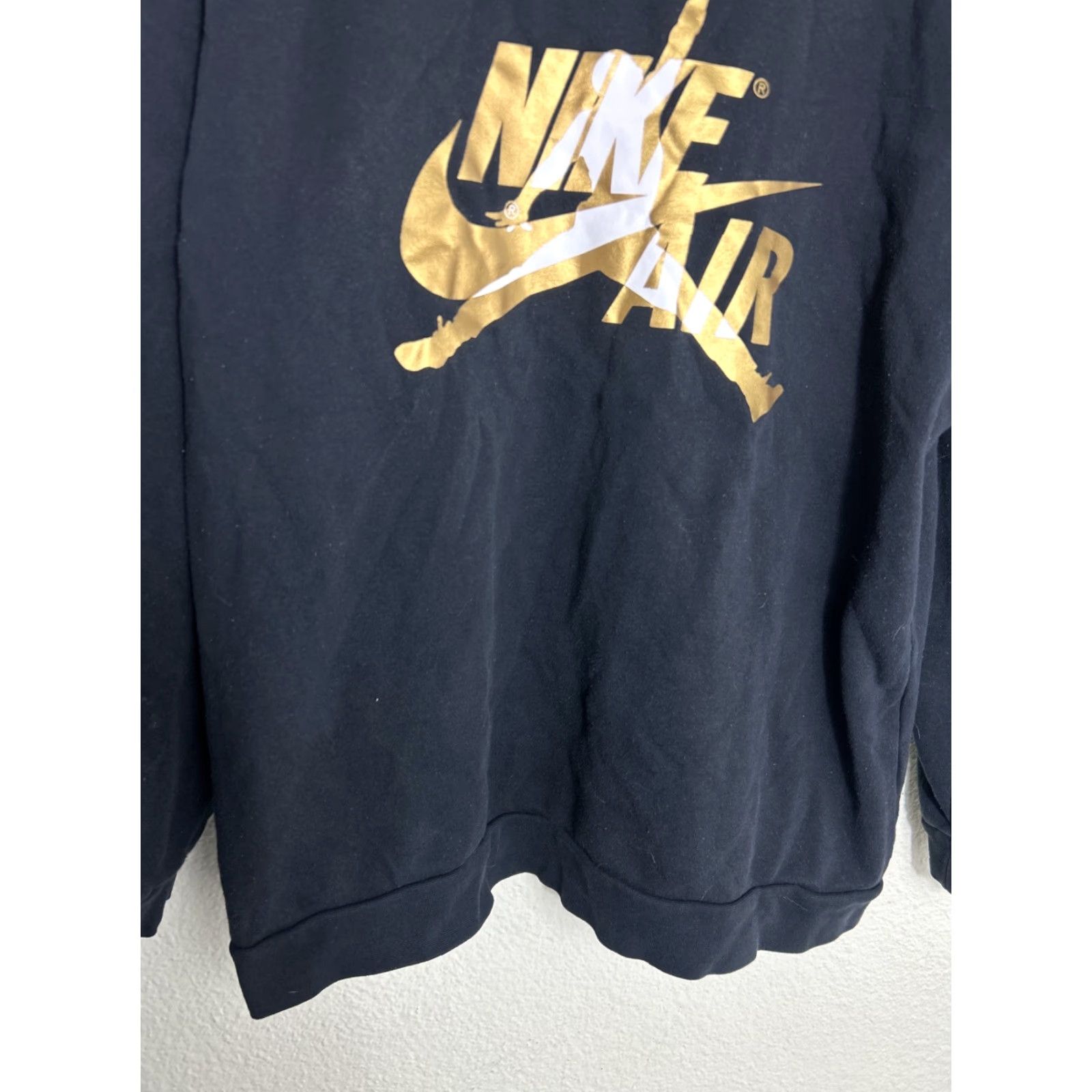 Nike Nike Sweatshirt Men's 2XL Crewneck Jumpman Jordan Air Classic Black/Gold Logo Graphic Print Pullover Regular Fit Size US XXL / EU 58 / 5 - 5 Thumbnail