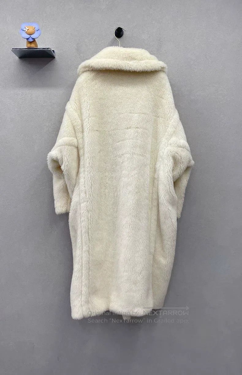 Max Mara Max Mara Teddy Bear White Long Collar Coat Size XS / US 0-2 / IT 36-38 - 2 Thumbnail