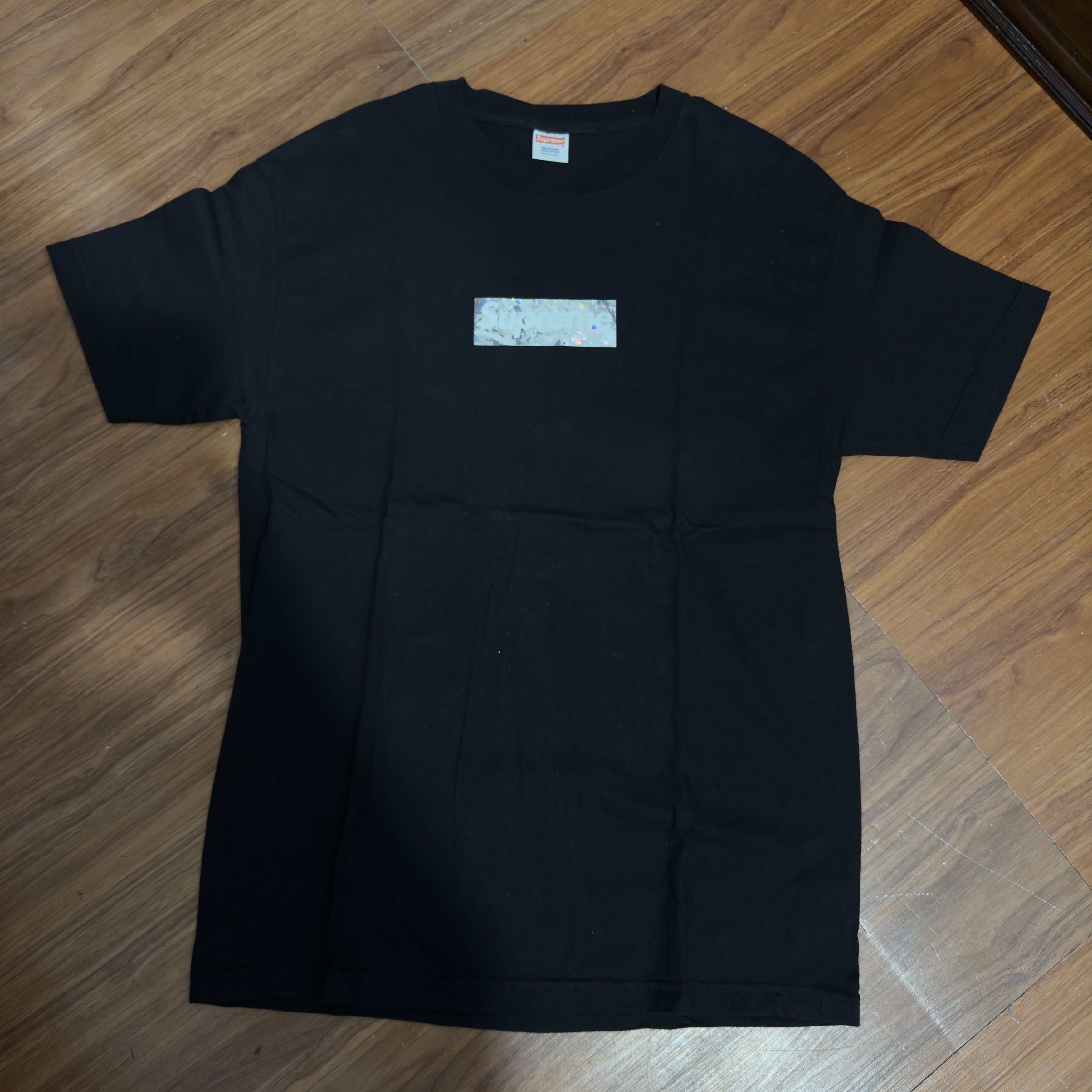 Supreme × Vintage Supreme Rare Logobox Silver on black Hologram Size US L / EU 52-54 / 3 - 2 Thumbnail