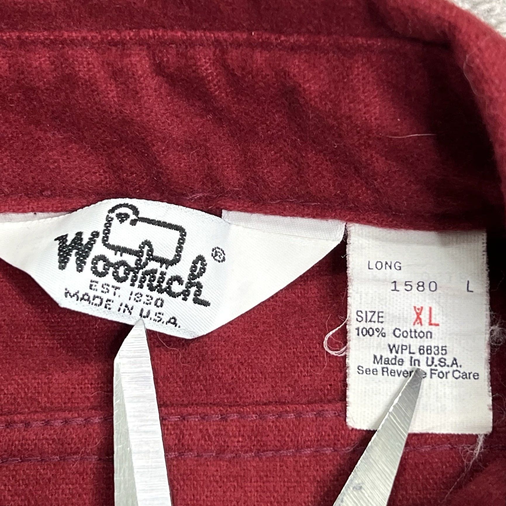 Vintage VINTAGE Woolrich Shirt Men XL Red Flannel Button Up Pockets 90s Cotton Wool USA Regular Mens Size US XL / EU 56 / 4 - 4 Thumbnail