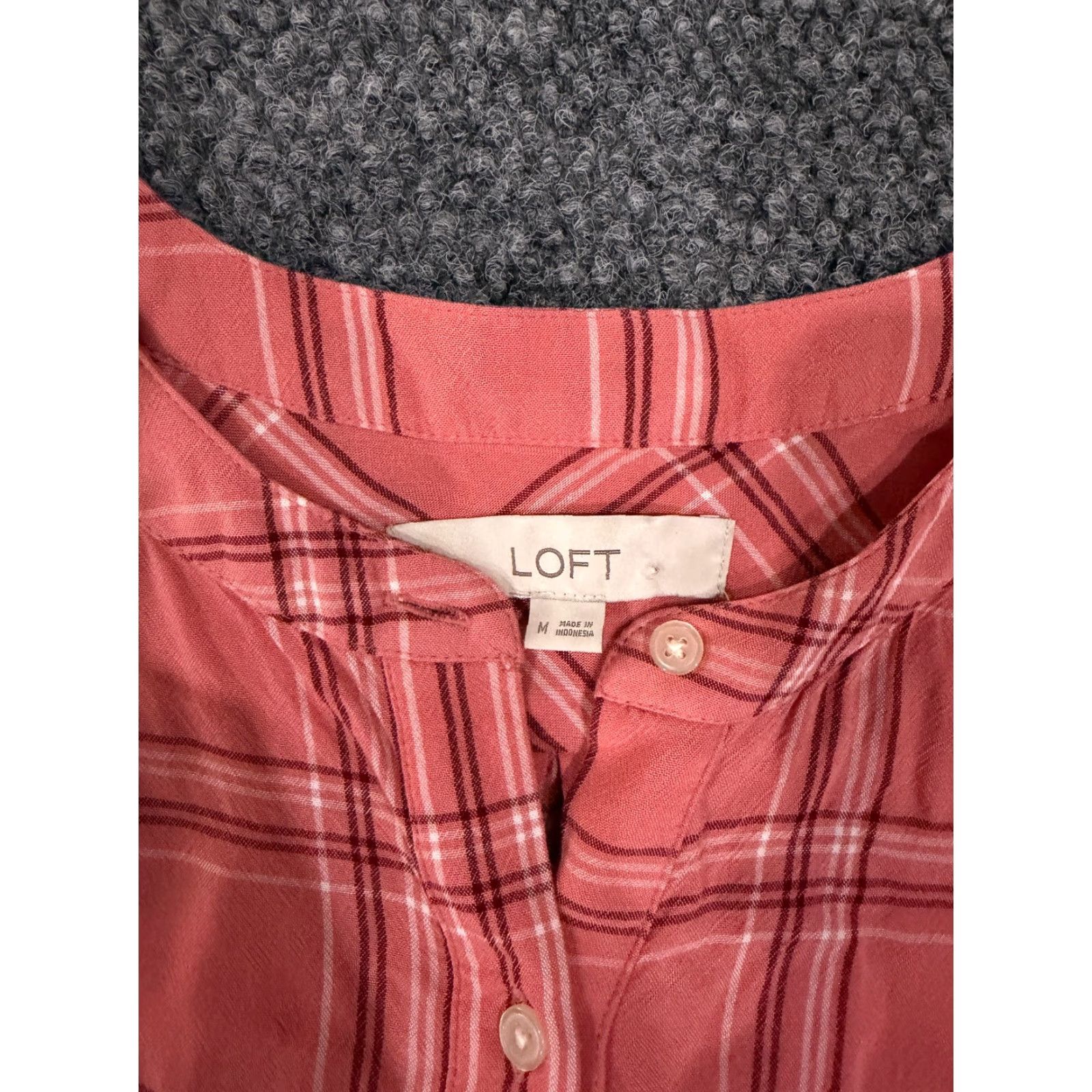 Loft **LOFT Women's Medium Pink Plaid Button Up Blouse** User: **Medium LOFT Women's Pink Plaid Button Up Blouse** Size M / US 6-8 / IT 42-44 - 3 Thumbnail
