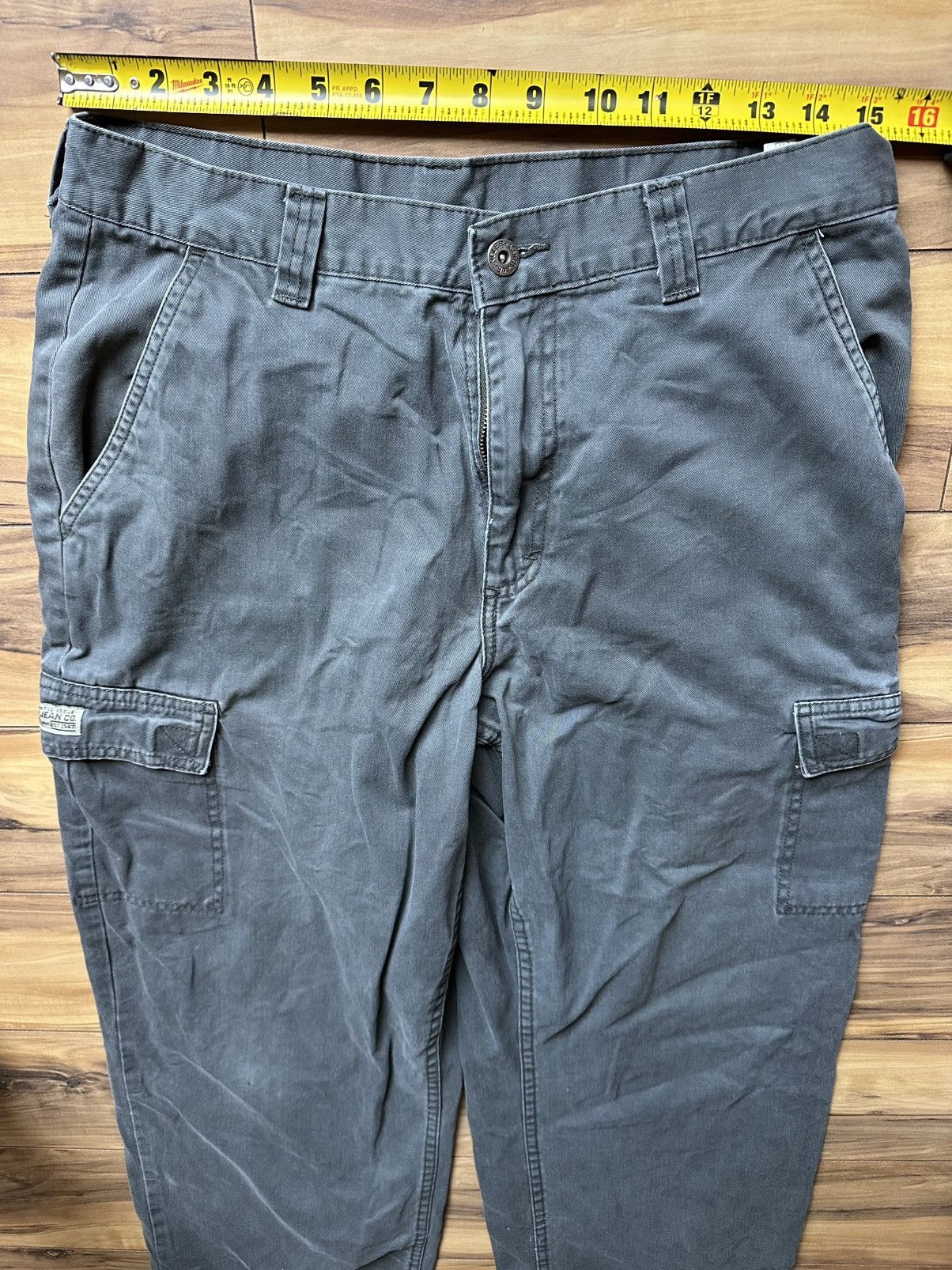 Wrangler Men's Wrangler Cargo Pants in Dark/green Gray Size US 32 / EU 48 - 3 Thumbnail