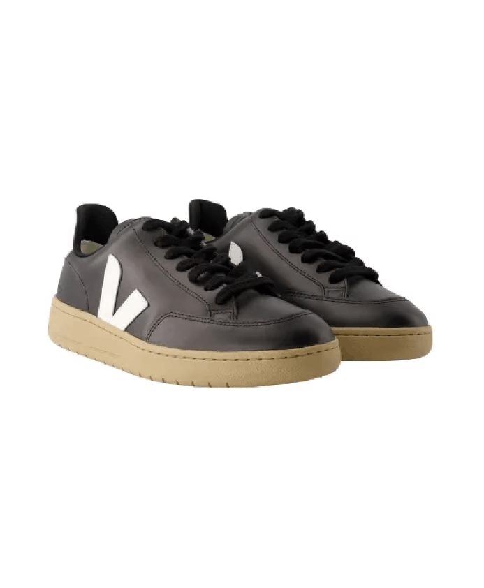 Veja o1s22i1n0924 Leather V-12 Sneakers in Black Size US 7 / IT 37 - 2 Thumbnail