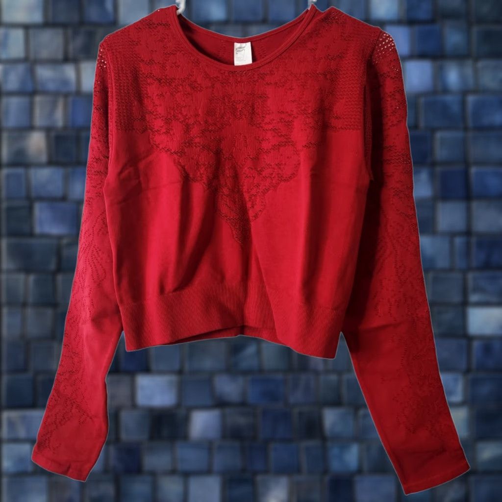 Fabletics Fabletics Womens XL Seamless Lace Long Sleeve Top Crop Shirt Deep Red Tee Size XL / US 12-14 / IT 48-50 - 1 Thumbnail