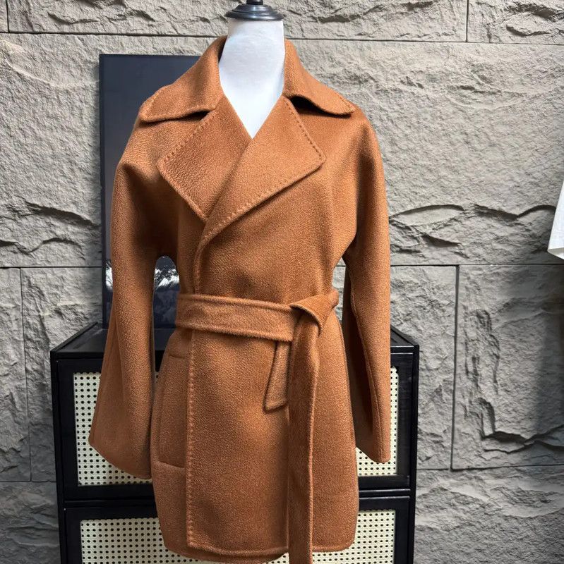 Max Mara MaxMara Wool Blend Ladies Coat in Light Brown 0089 Size M / US 6-8 / IT 42-44 - 1 Thumbnail