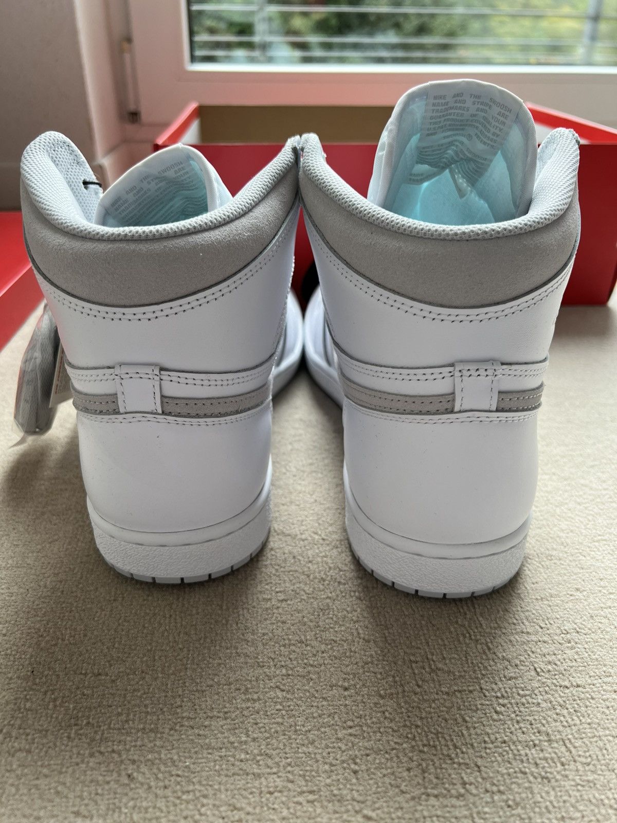 Nike Air Jordan 1 85 Neutral Grey Size US 13 / EU 46 - 6 Thumbnail