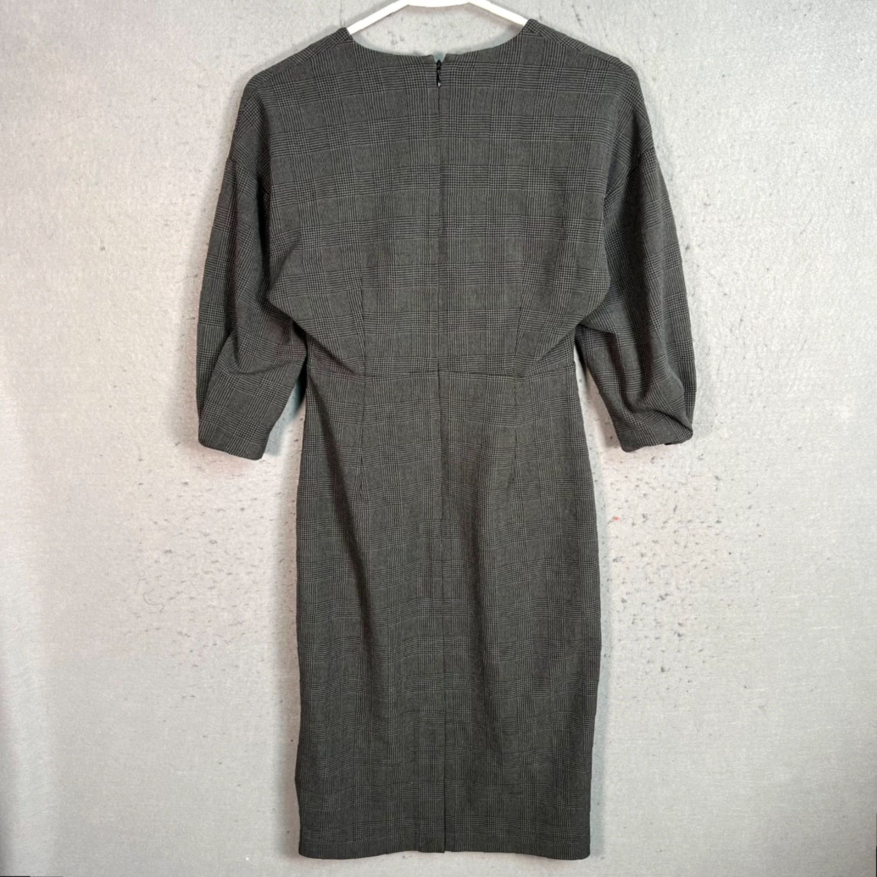 Vintage VINTAGE Babaton Plaid Wrap Dress 3/4 Sleeve Womens Size 0 Gray Midi Wrap Dress Womens 0 Gray Size XS / US 0-2 / IT 36-38 - 2 Thumbnail