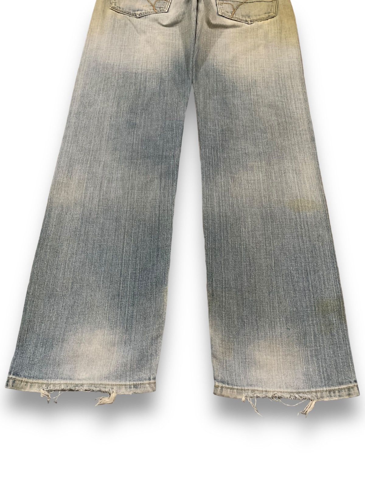 Japanese Brand × KMRii × Yasuyuki Ishii Vintage Japanese Brand Rusty Blue Washed Distressed Jeans Size US 30 / EU 46 - 13 Thumbnail
