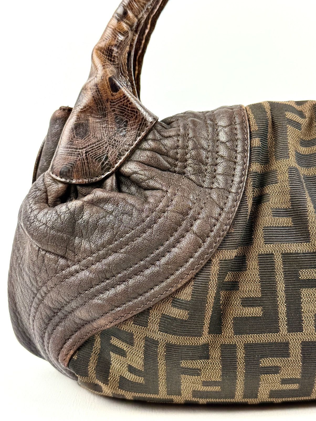 Fendi Fendi - 2000’s - Tortoise - FF - Tabacco - Zucca - Small Spy Size ONE SIZE - 9 Thumbnail