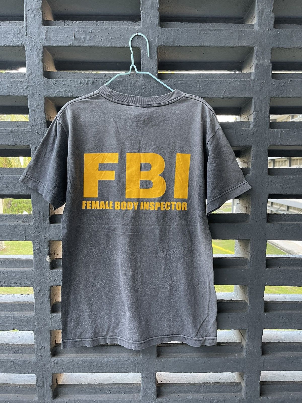 Designer × Vintage Sun faded FBI t-shirt 📸 Size US S / EU 44-46 / 1 - 2 Thumbnail