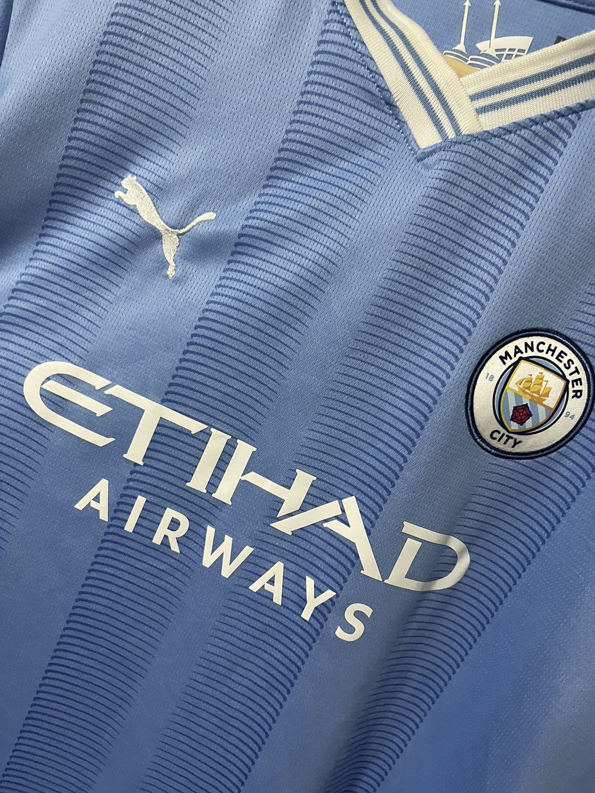 Vintage Puma Manchester City 2023/24 Home Jersey Size US XL / EU 56 / 4 - 4 Thumbnail