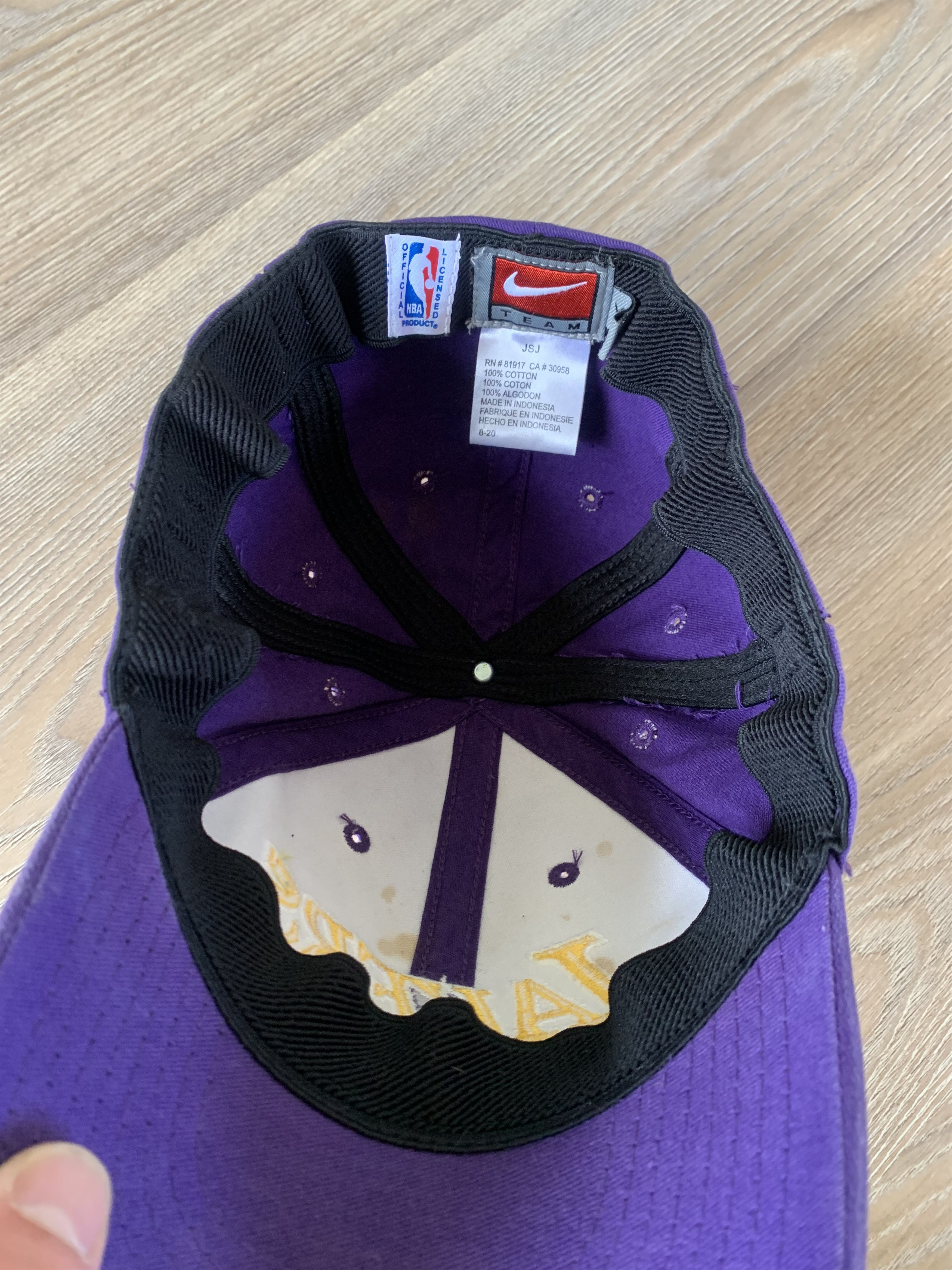 Nike Youth Rare Nike Los Angeles Lakers NBA Baseball Cap Size ONE SIZE - 7 Thumbnail