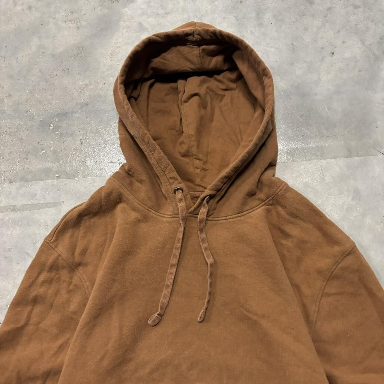 Japanese Brand × Vintage Crazy Vintage Y2K/2000s Light Brown Blank Essential Hoodie! Size US L / EU 52-54 / 3 - 2 Thumbnail