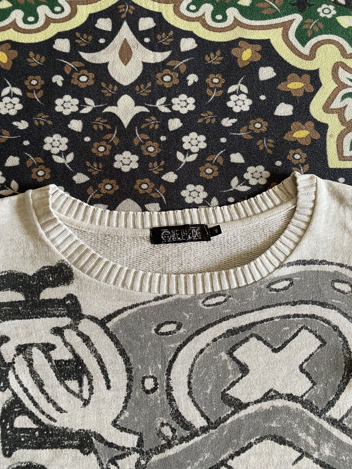 Anime × Japanese Brand × One Piece Vintage Y2k One Piece Anima Japan Sweater/Sweatshirt Size US S / EU 44-46 / 1 - 4 Thumbnail