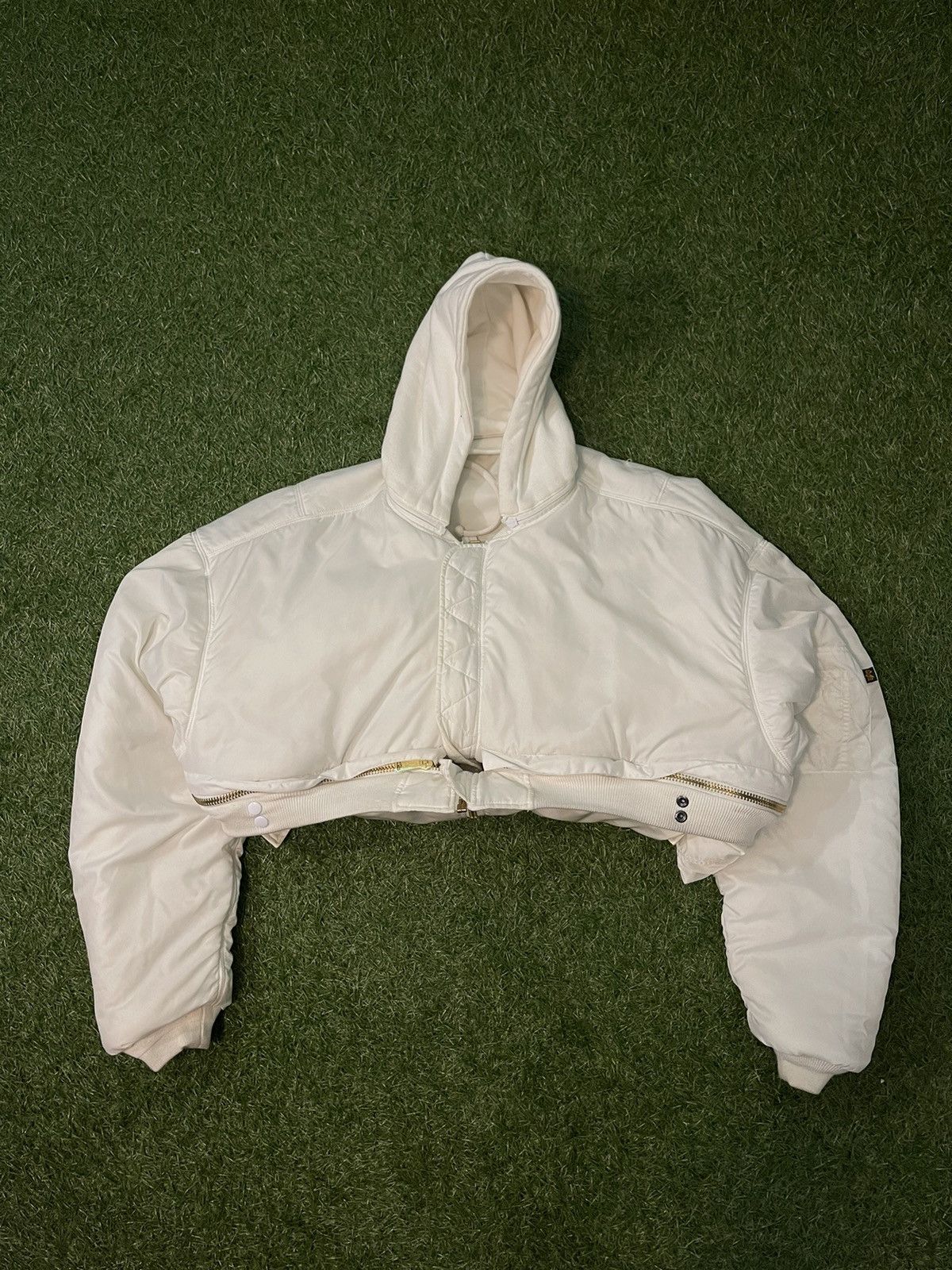 Alpha Industries × Designer × Vetements 2017 Alpha Industries Vetements White Oversized Bomber Size US XL / EU 56 / 4 - 9 Thumbnail