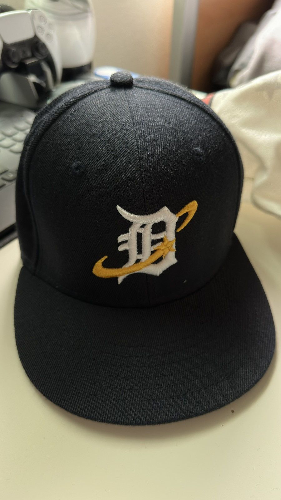 Haven Court HAVEN COURT DETROIT TIGERS FITTED CAP 7 1/4 Size ONE SIZE - 1 Thumbnail