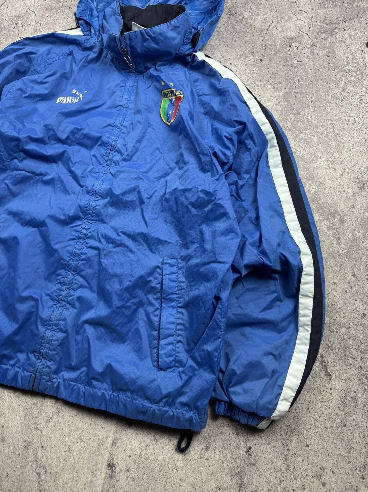 Puma Vintage Puma Italy Soccer Track Top Jacket Distressed Size US M / EU 48-50 / 2 - 6 Thumbnail