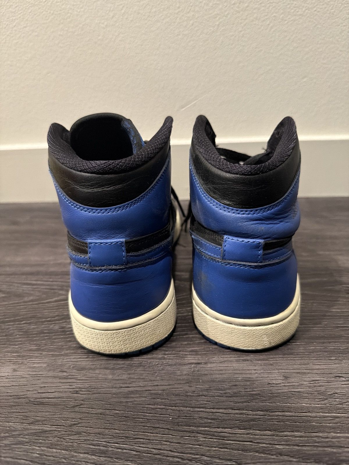 Jordan Brand Air Jordan 1 Royal Blue, 2013 Size US 9 / EU 42 - 5 Thumbnail