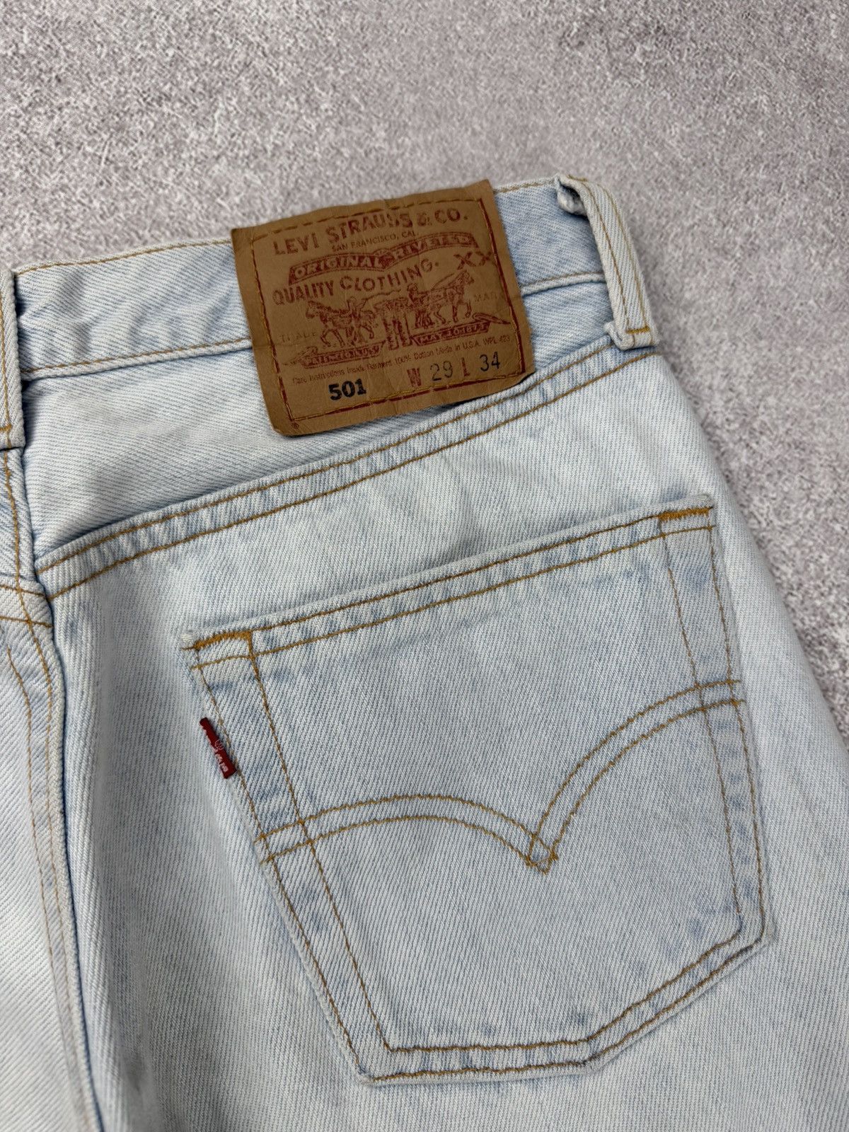 Levi's Vintage Levis Blue Denim Jeans Men’s Size 29x34 Size US 29 - 16 Thumbnail