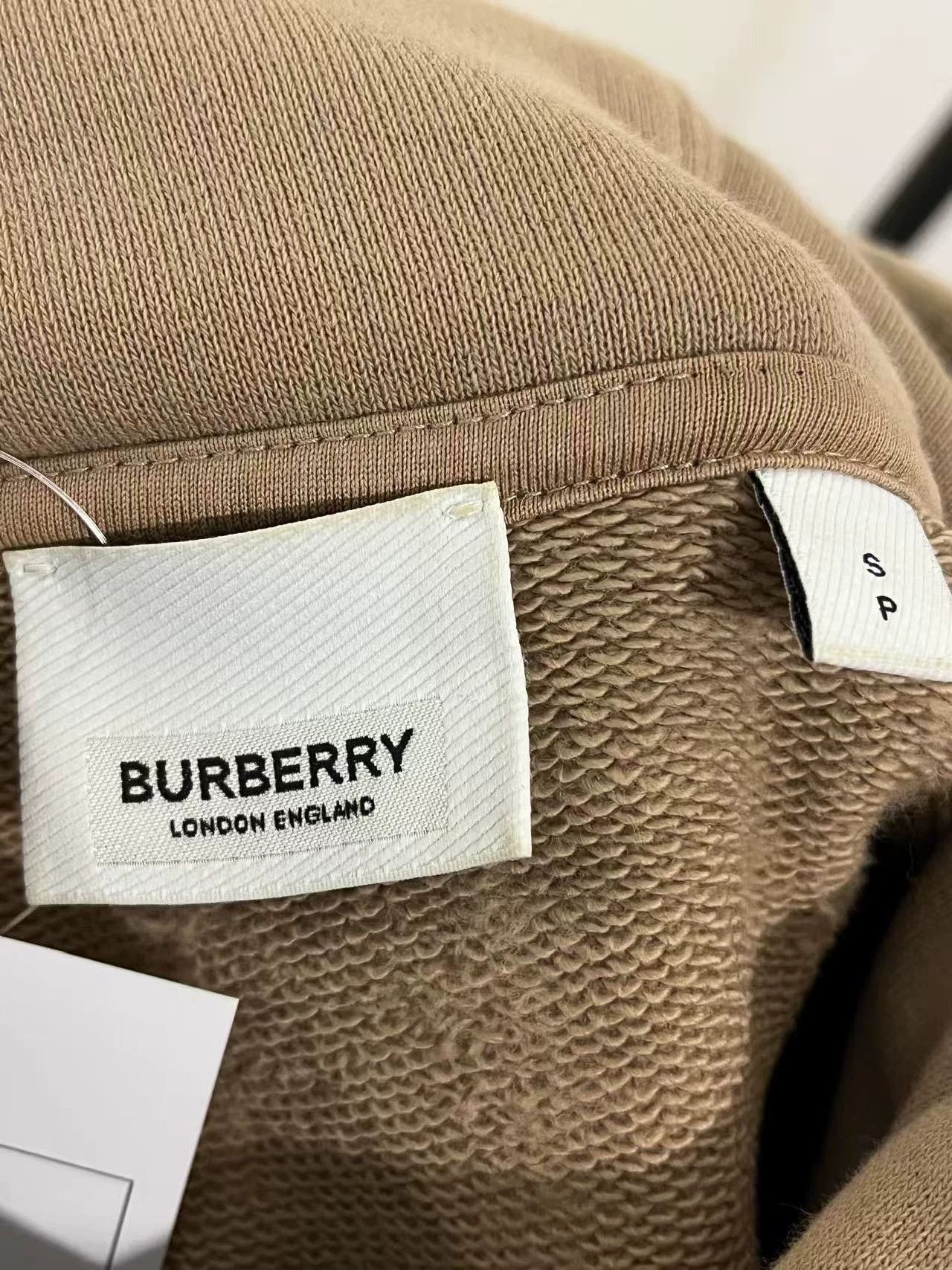 Burberry Burberry Khaki Logo Hoodie Unisex Size S Like New Size US S / EU 44-46 / 1 - 4 Thumbnail