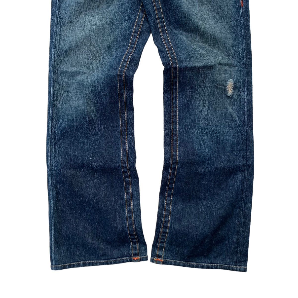True Religion True Religion Billy Disstressed Blue Wash Flared Jeans Size US 29 - 8 Thumbnail