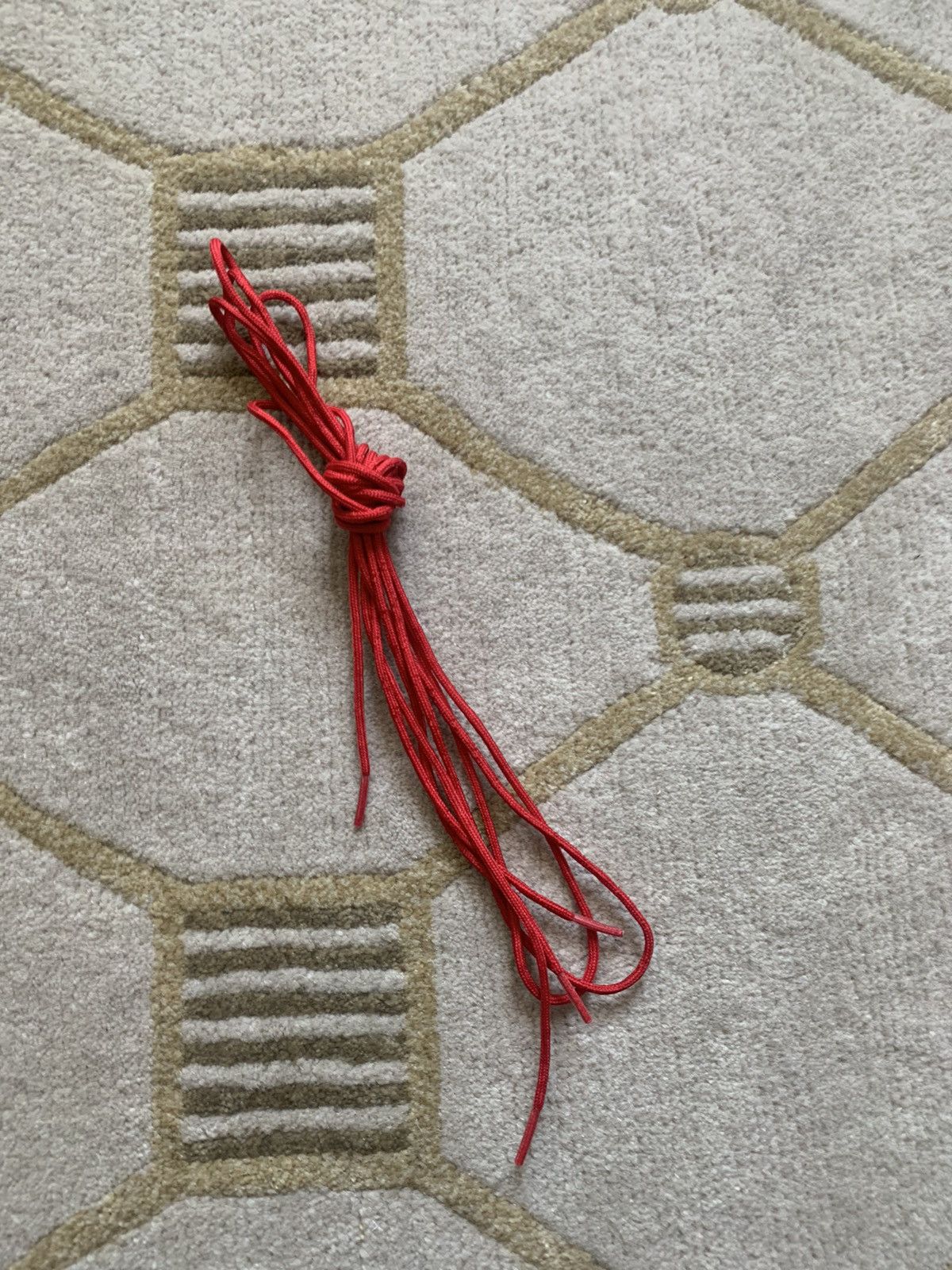 Other 52-Inch Round Red Shoelaces NWOT Size ONE SIZE - 2 Thumbnail
