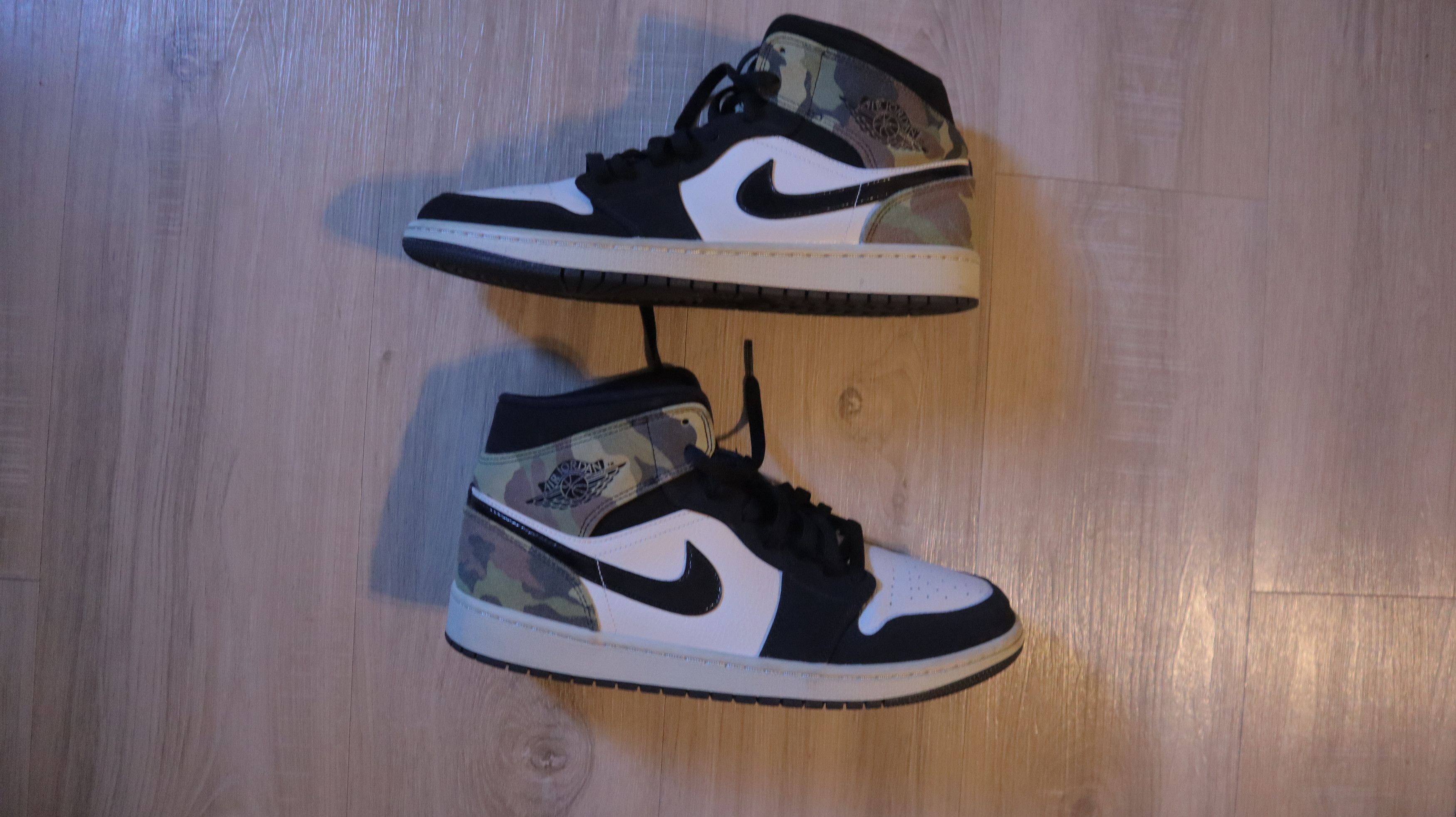 Jordan Brand × Nike Jordan Air Jordan 1 Mid "Camo" sneakers Size US 11 / EU 44 - 2 Thumbnail