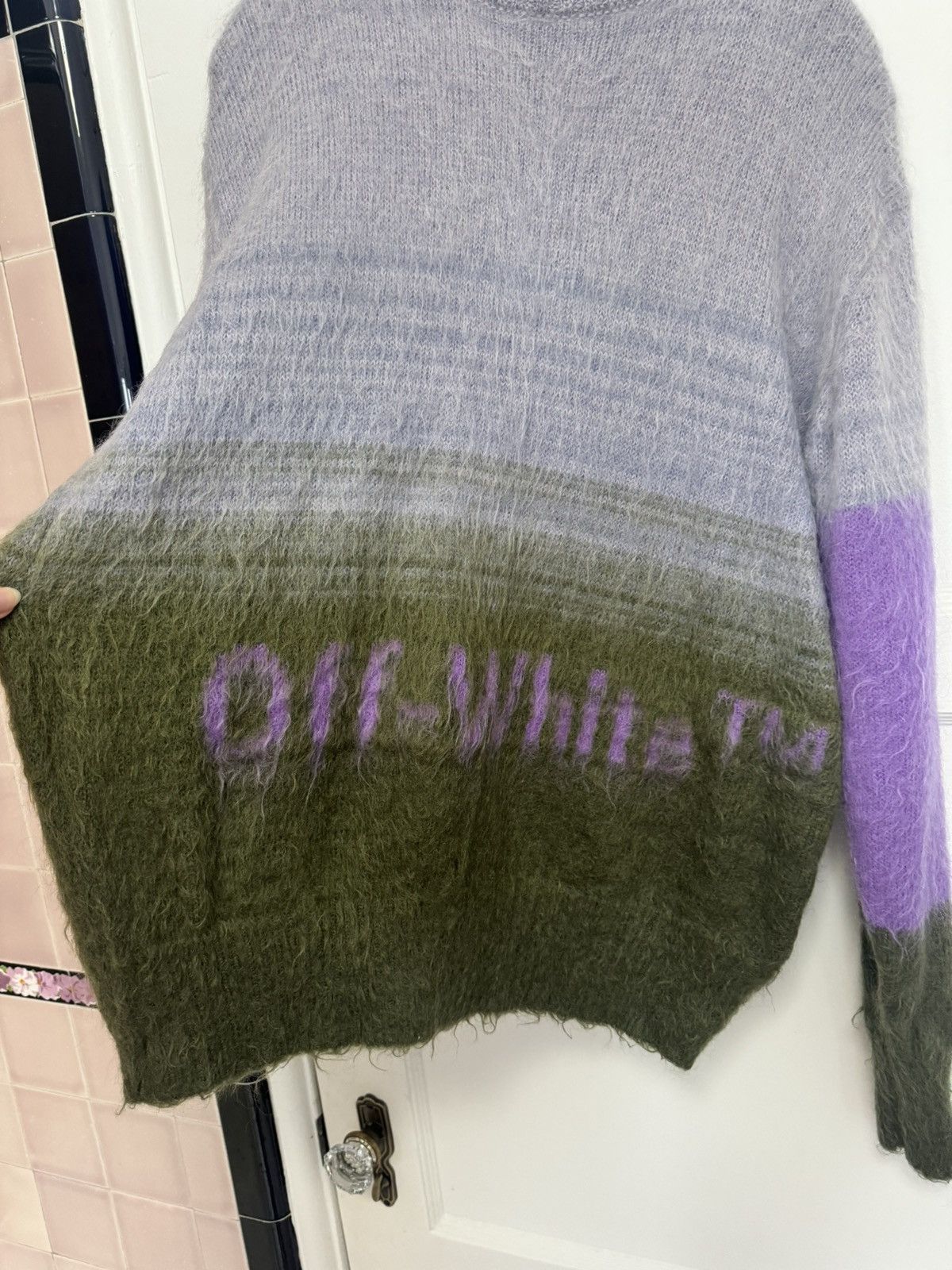 Off-White Off-White Purple & Green Helvetica Sweater Size S / US 4 / IT 40 - 3 Thumbnail