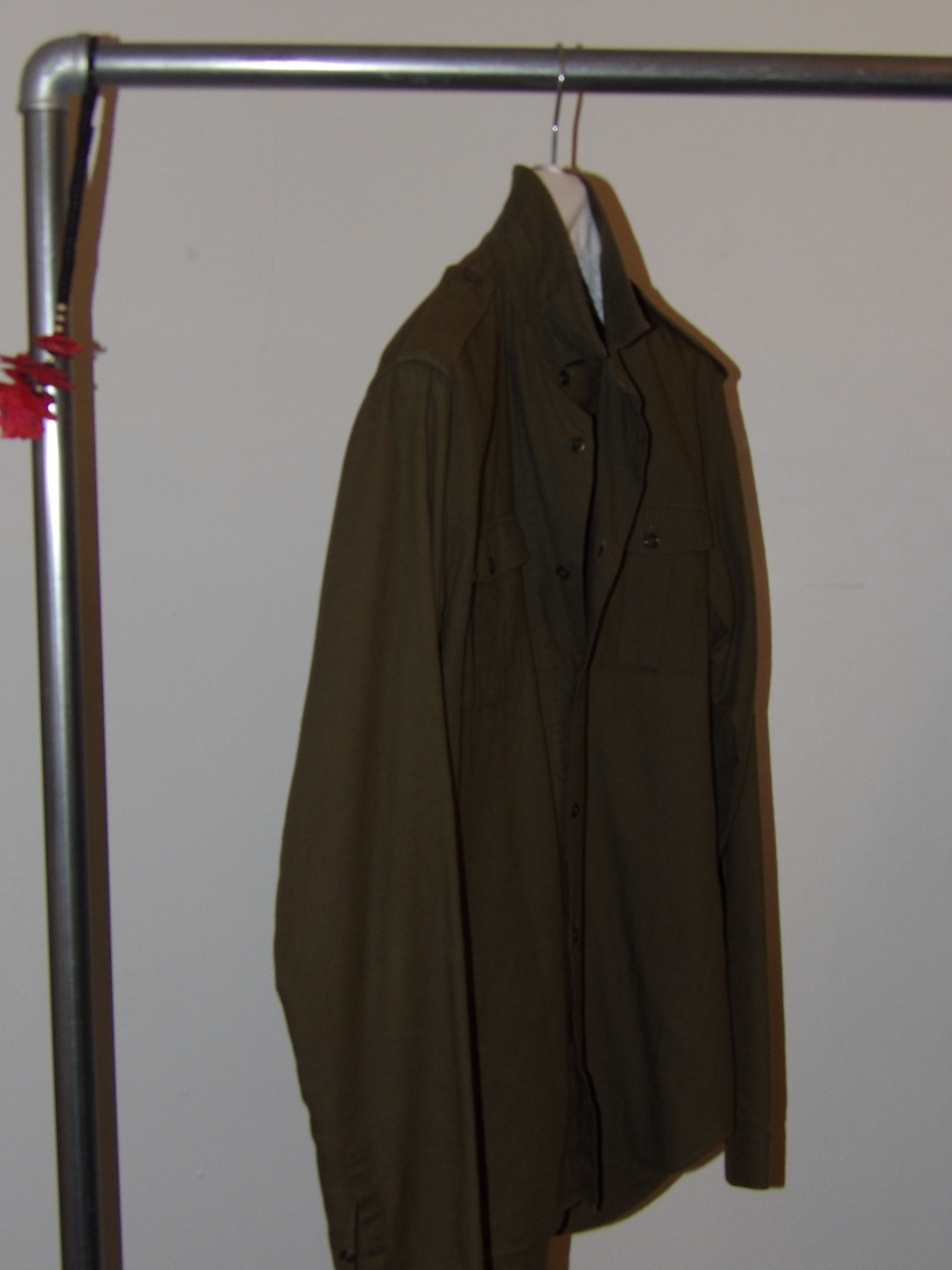 Dior Hedi Slimane Dior Homme Military Shirt W/ Neck Detail Size US M / EU 48-50 / 2 - 2 Thumbnail