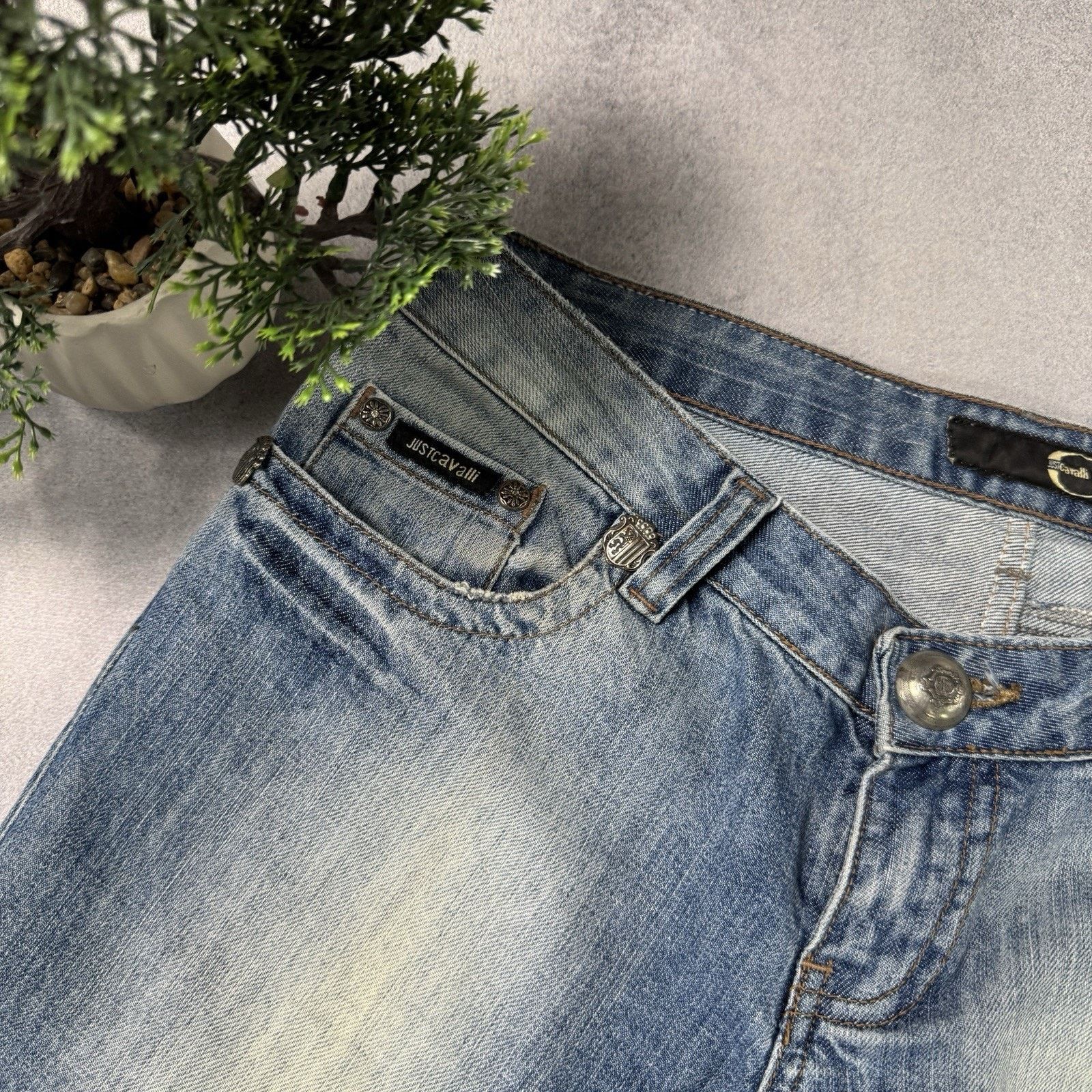 Just Cavalli Vintage Just Cavalli Blue Denim Pants Embroidered Jeans Size 30" / US 8 / IT 44 - 2 Thumbnail