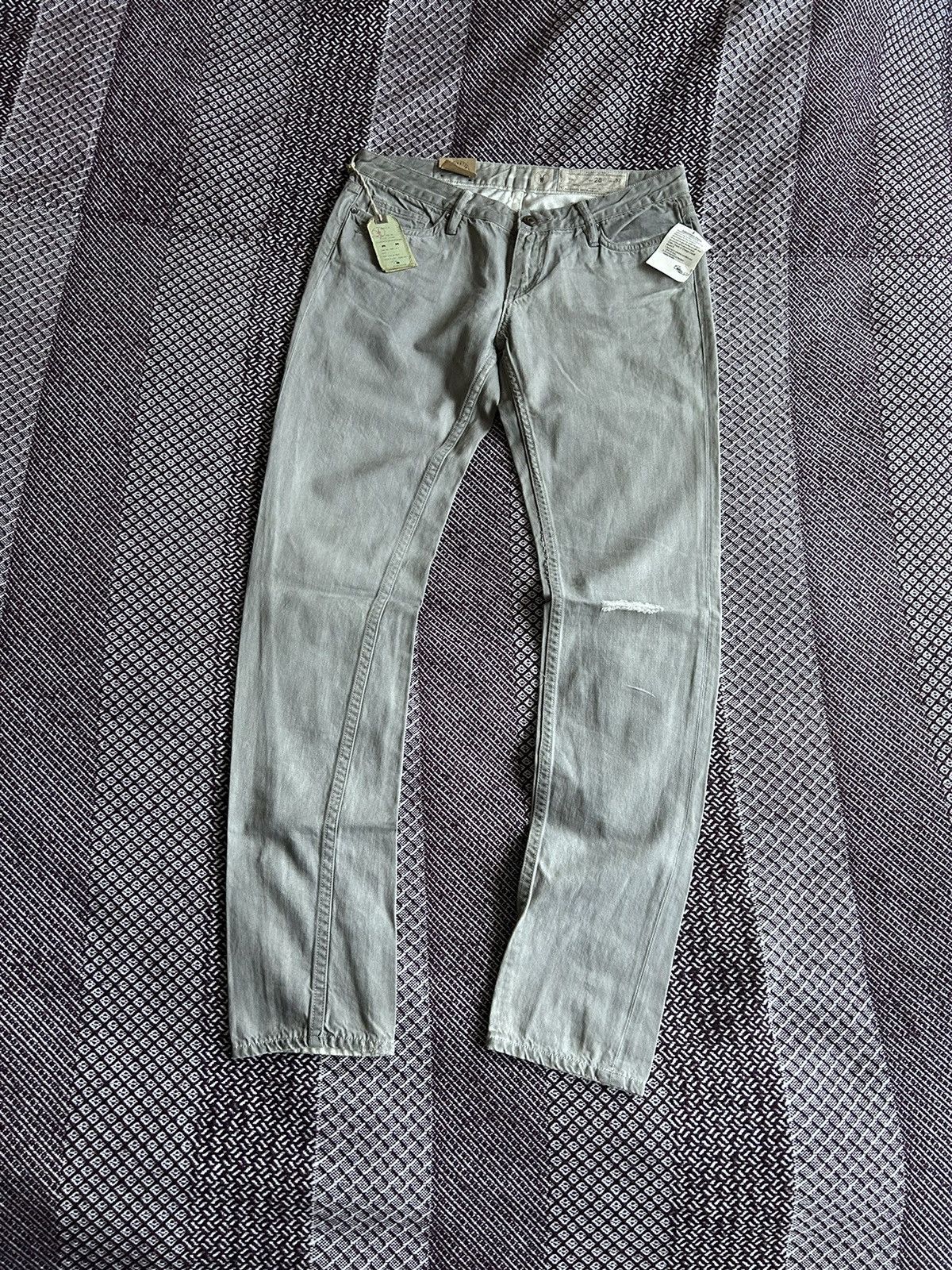 Allsaints × Designer ALLSAINTS GREY BLEACH PIPE SKI SIZE 28 / 32 DISTRESSED JEANS Size US 28 / EU 44 - 1 Thumbnail