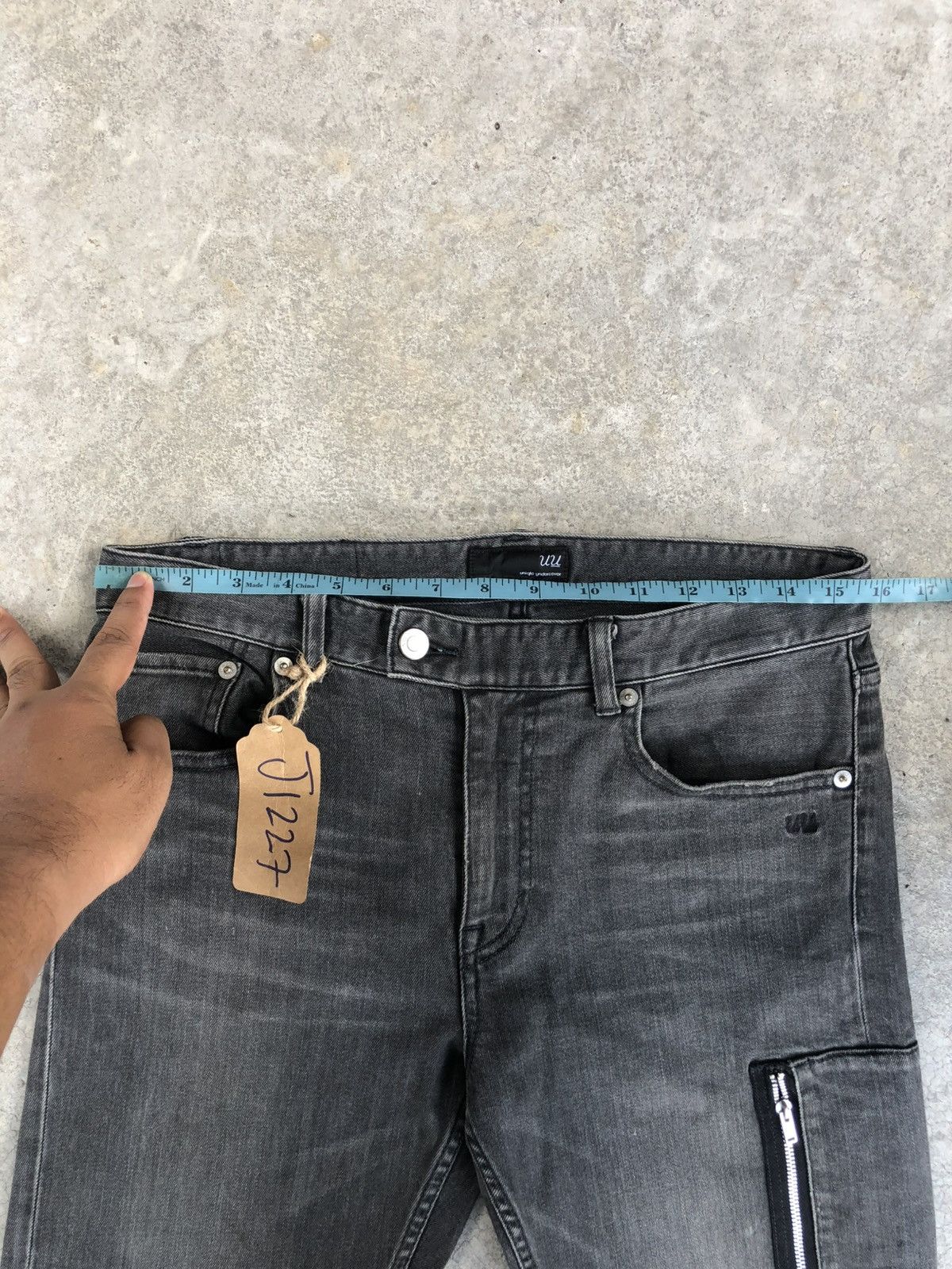 Jun Takahashi Undercover x Uniqlo Distressed Skinny Jeans Size US 31 - 23 Thumbnail