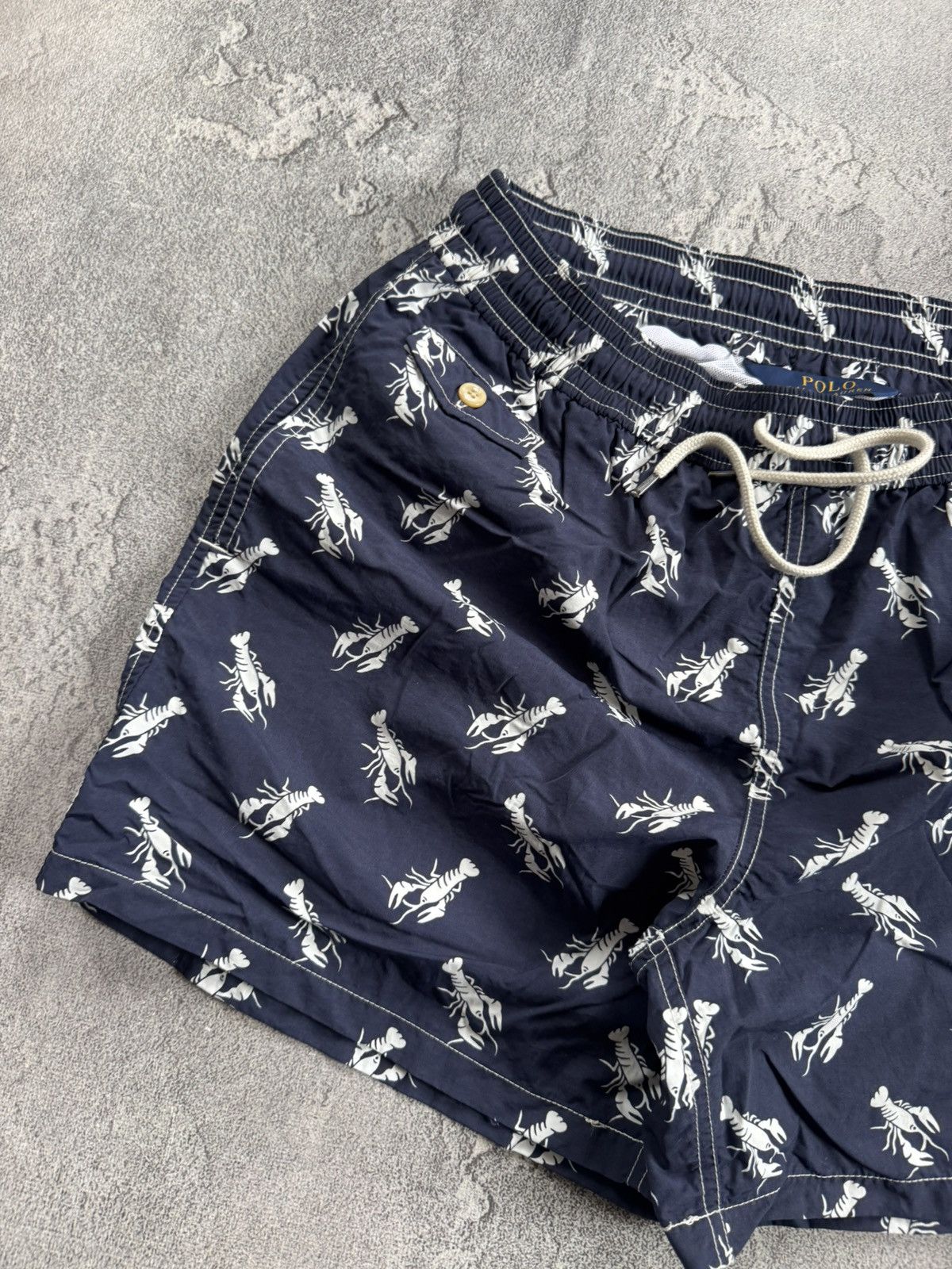 Polo Ralph Lauren Polo ralph lauren L/size all printed lobster 🦞 shorts 🩳 Size US 34 / EU 50 - 2 Thumbnail