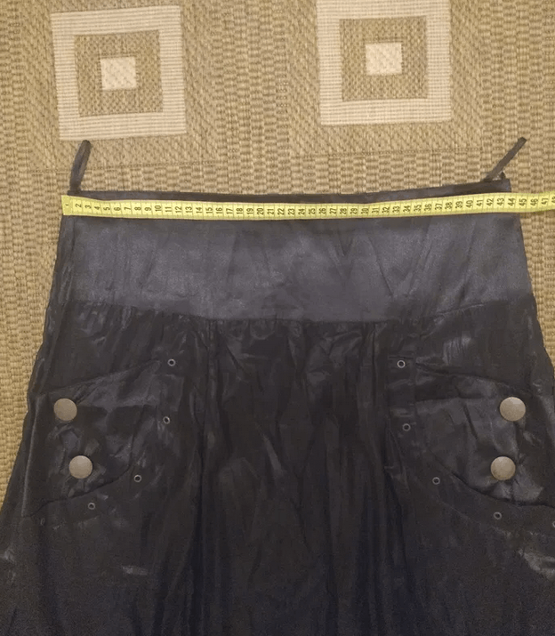 Other Black bubble hem midi dress sz M Size 30" / US 8 / IT 44 - 4 Thumbnail